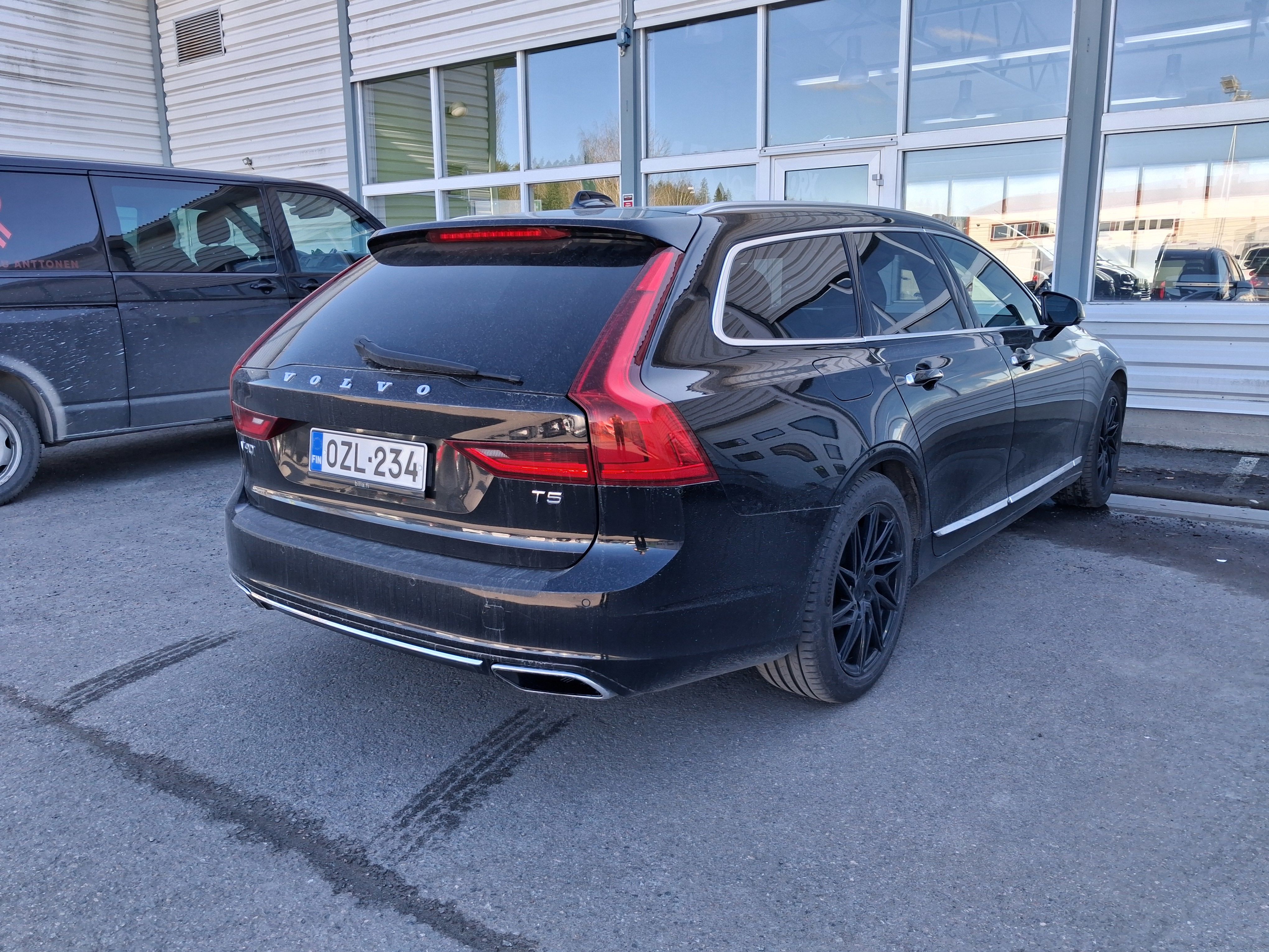 Volvo V90 2017