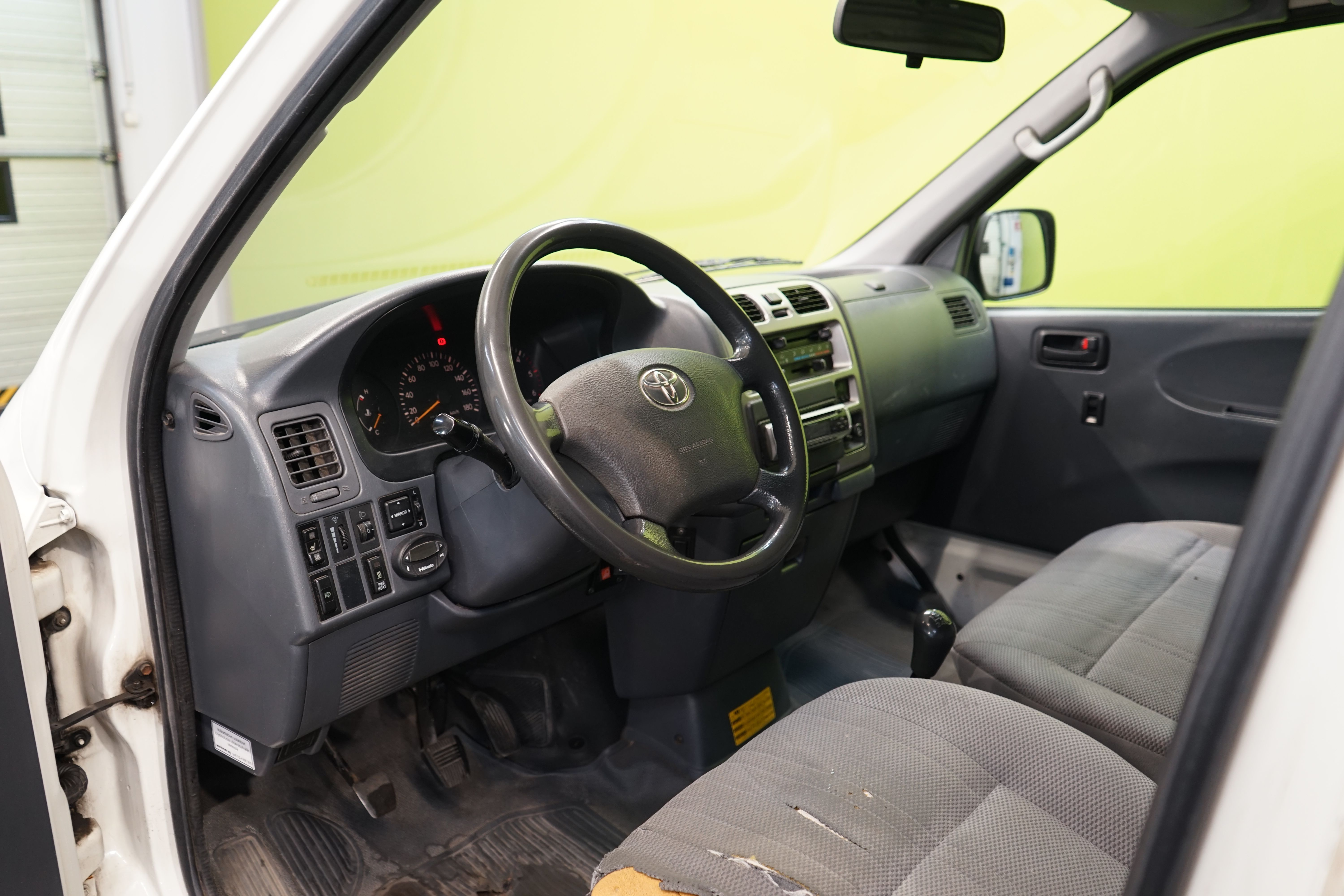 Toyota Hiace 2007