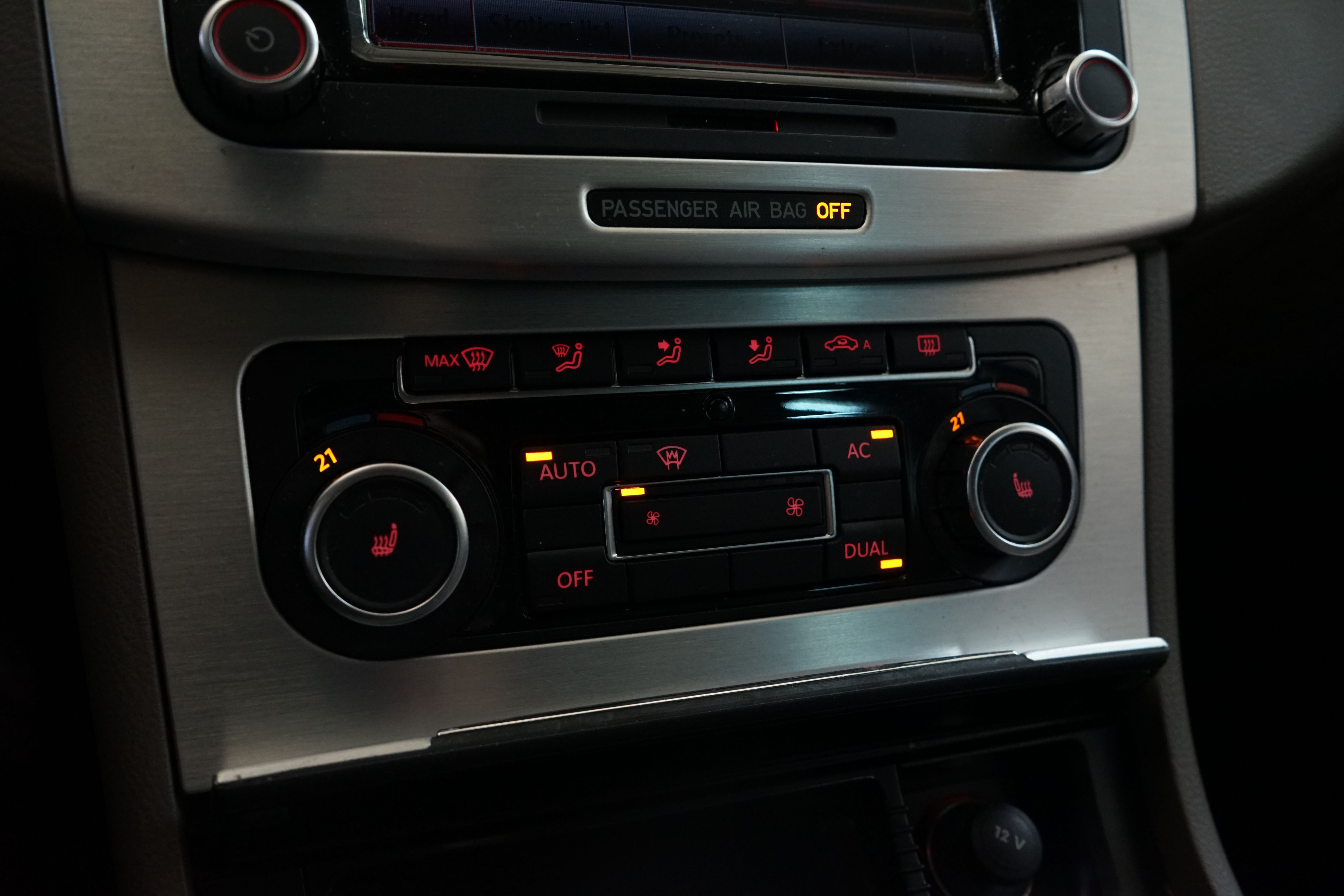 Volkswagen Passat 2010