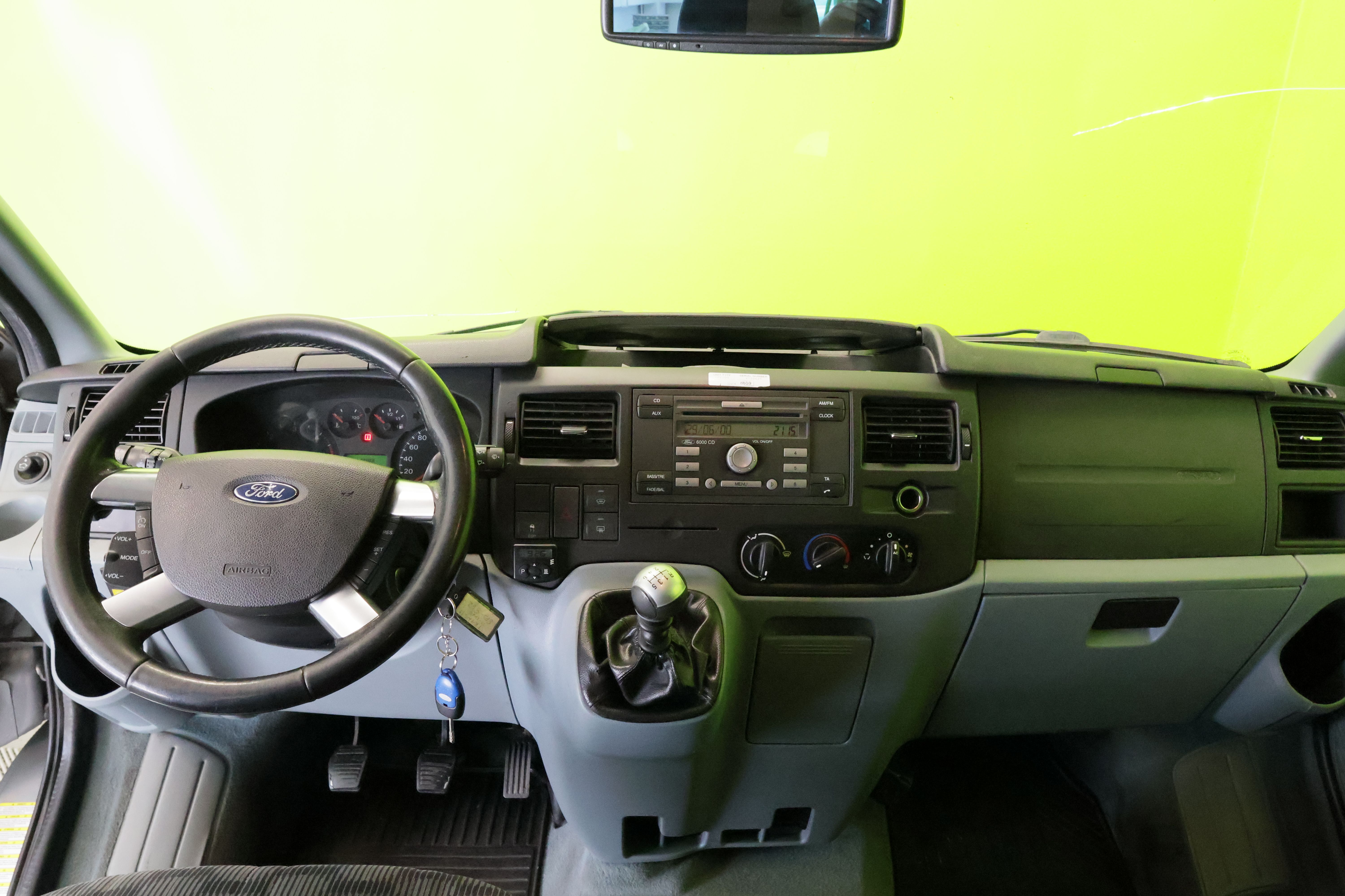 Ford Tourneo 2012