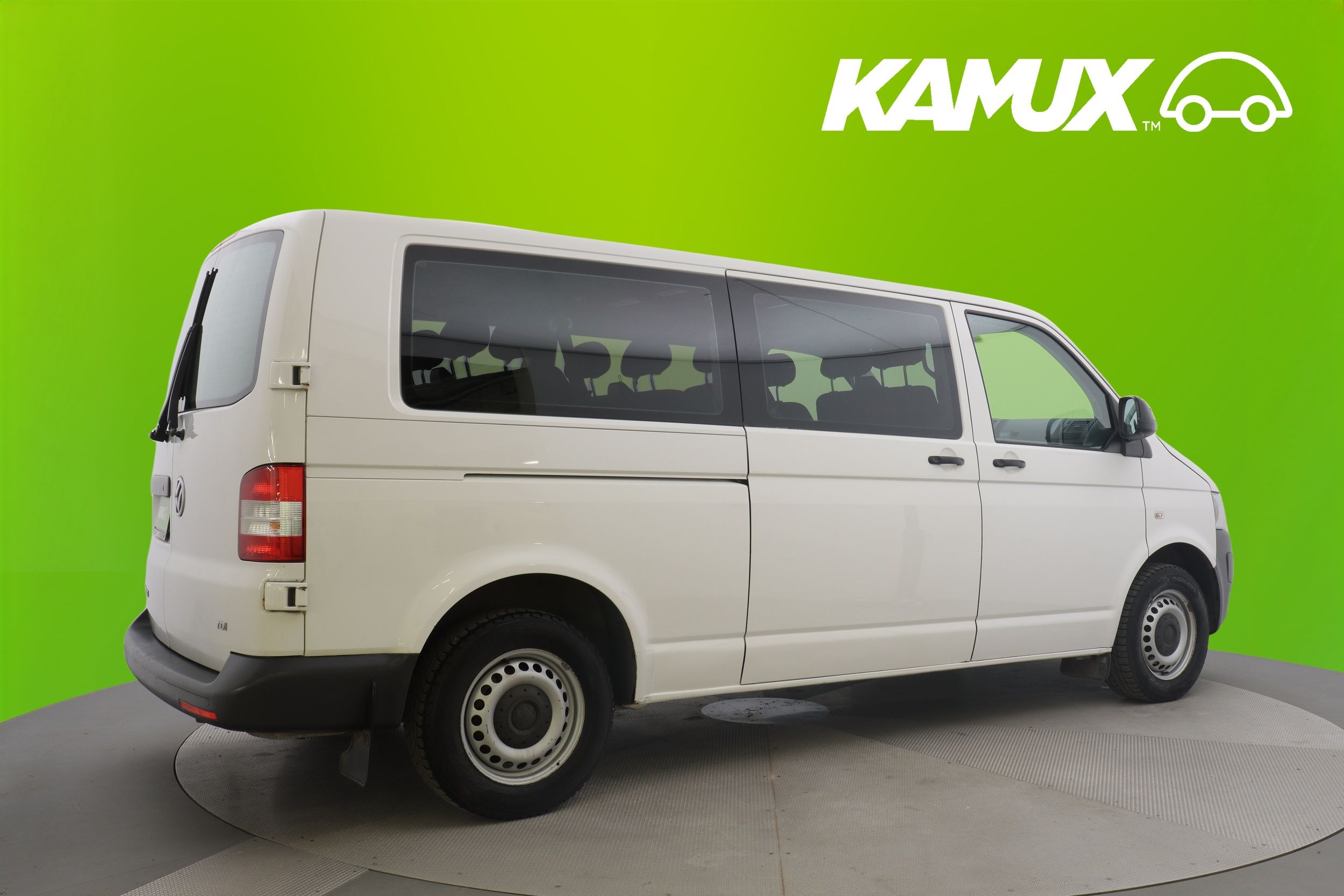 Volkswagen Caravelle 2012