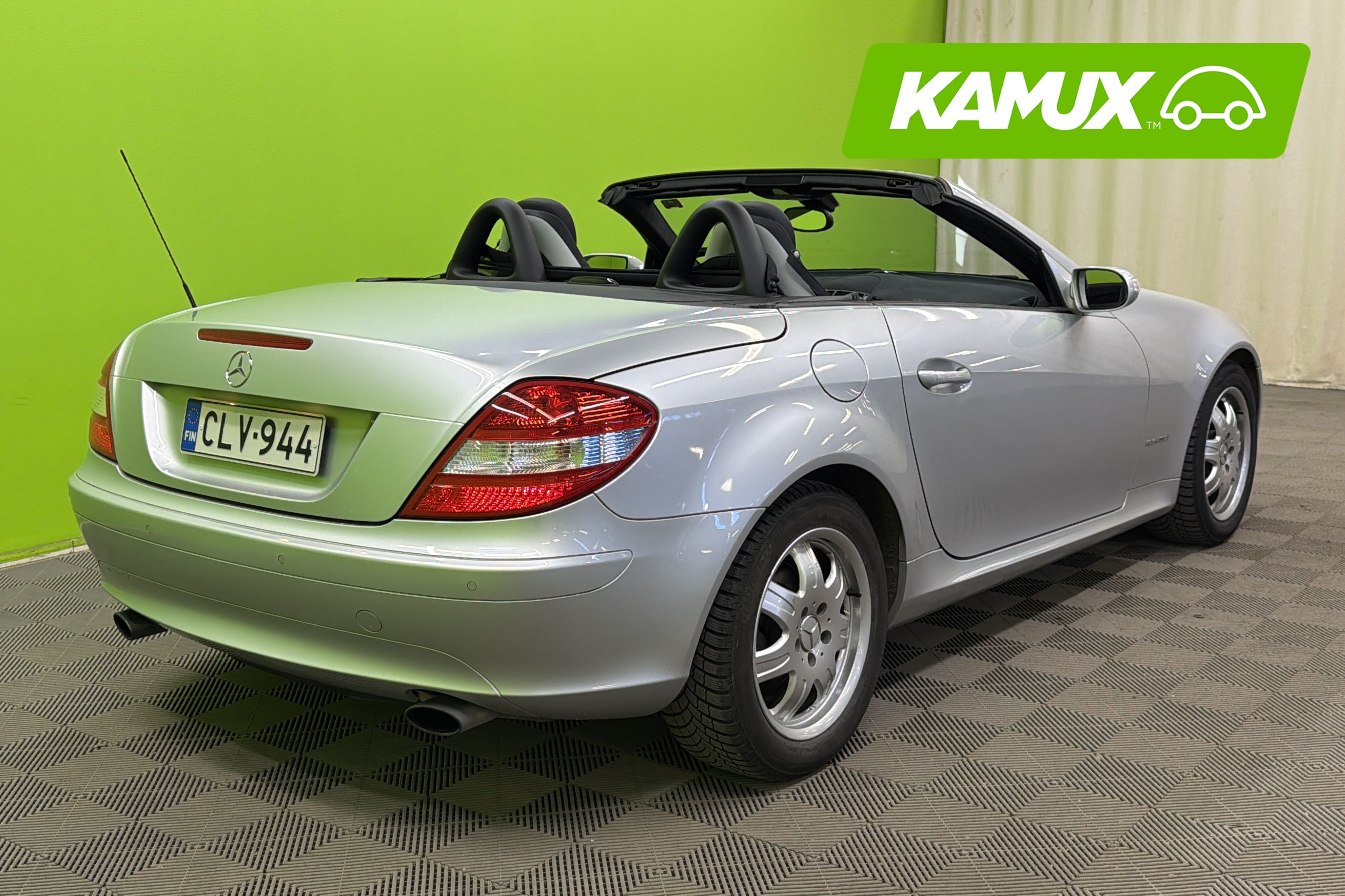 Mercedes-Benz SLK 2004