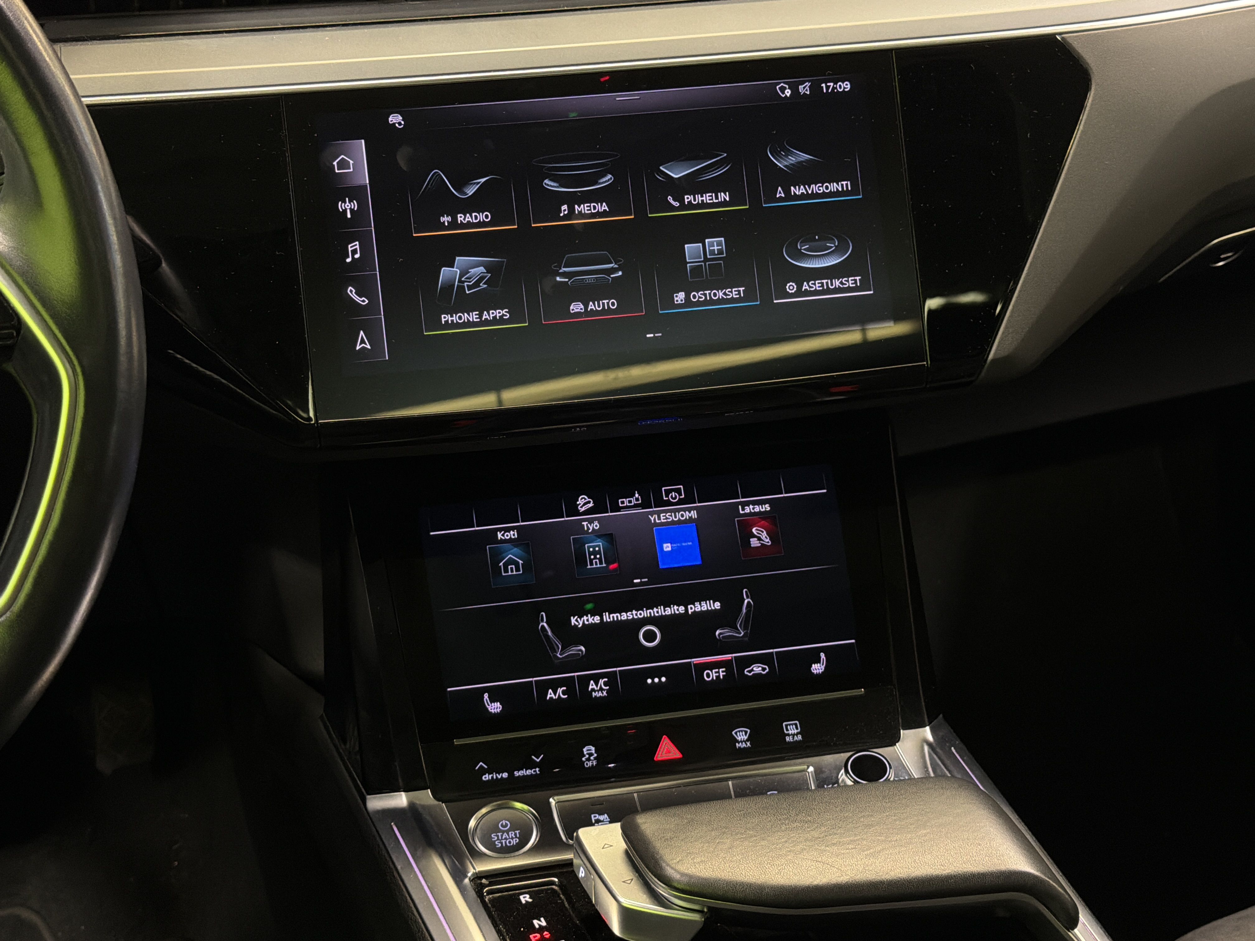 Audi e-tron 2019
