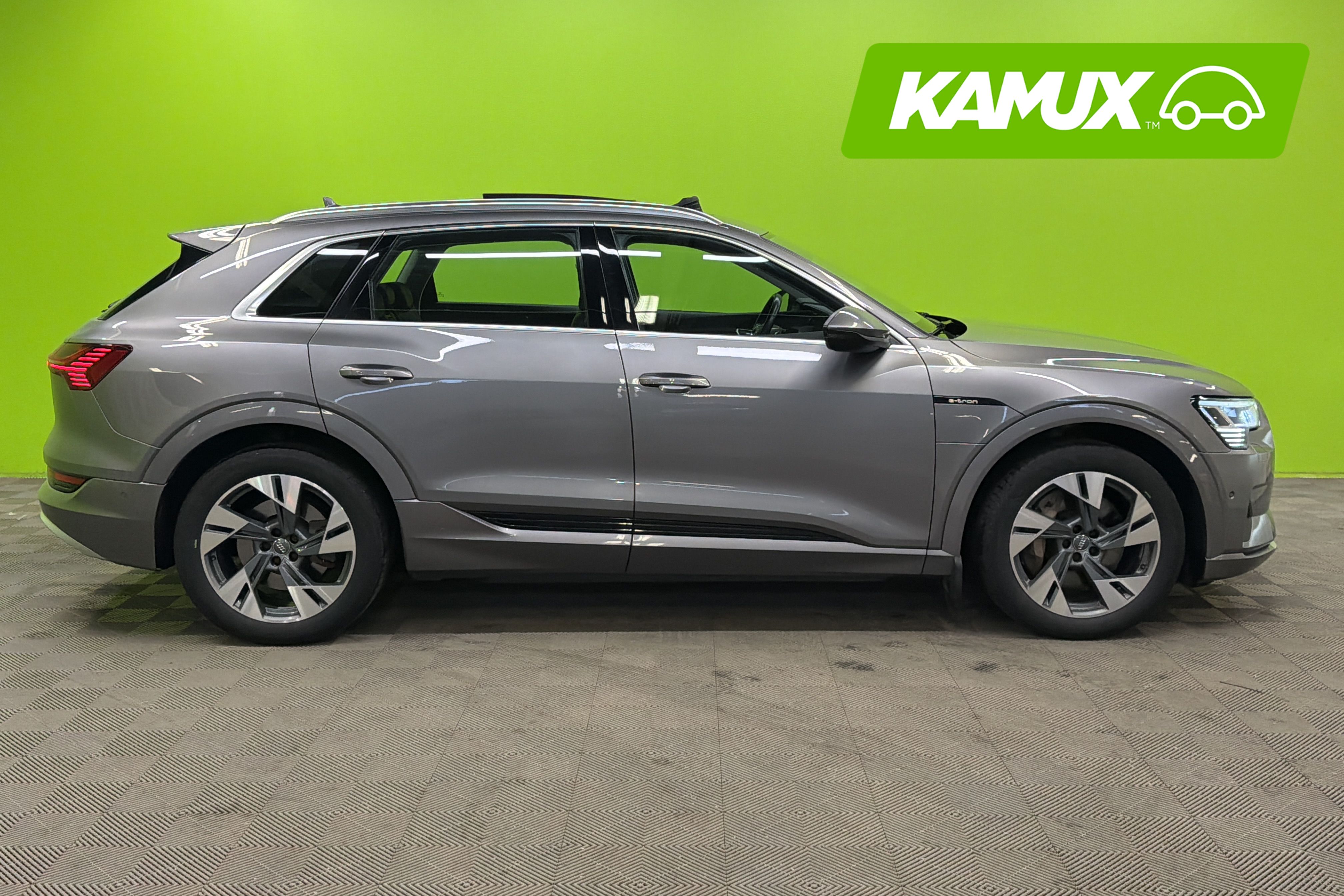 Audi e-tron 2019