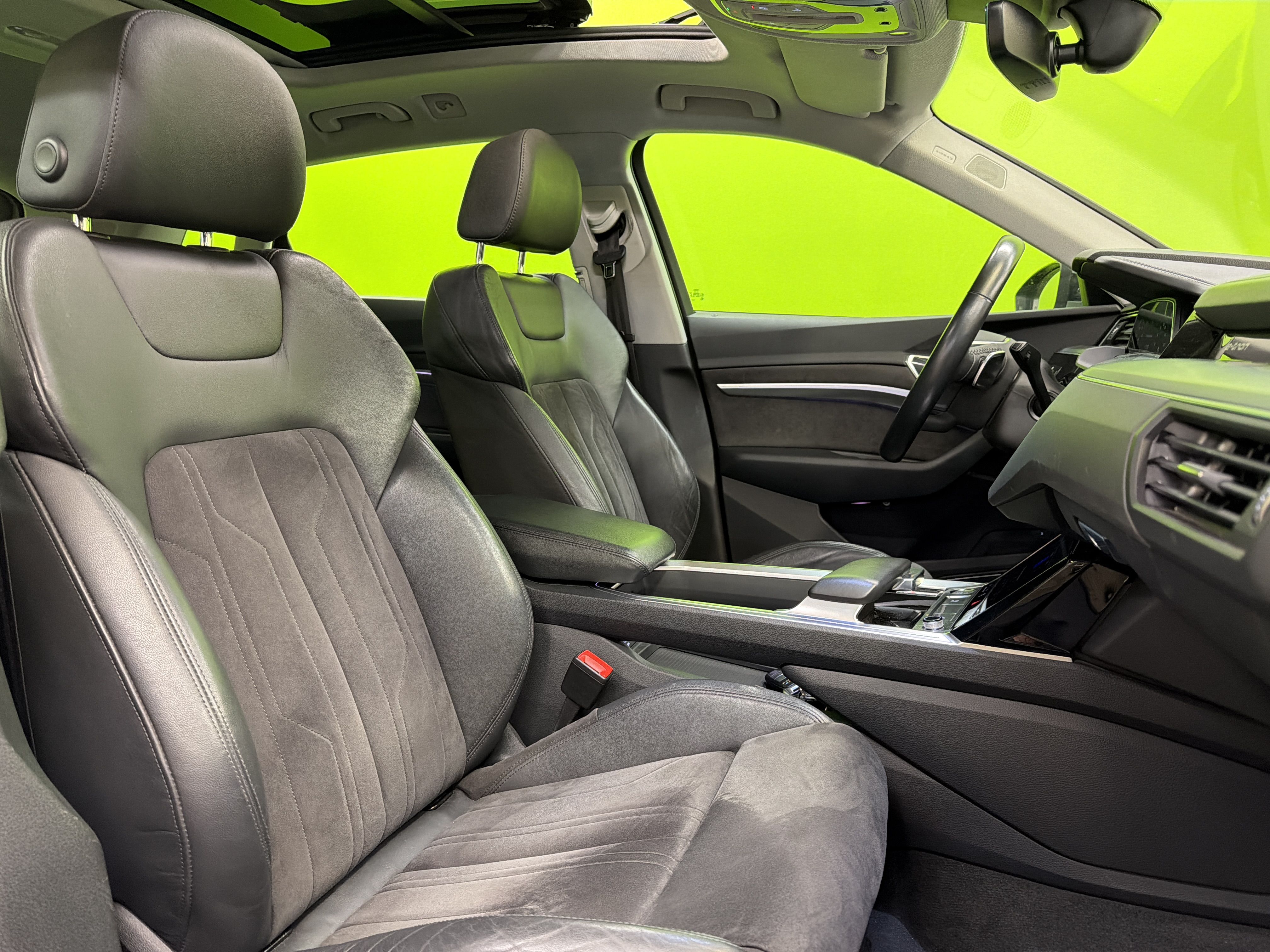 Audi e-tron 2019