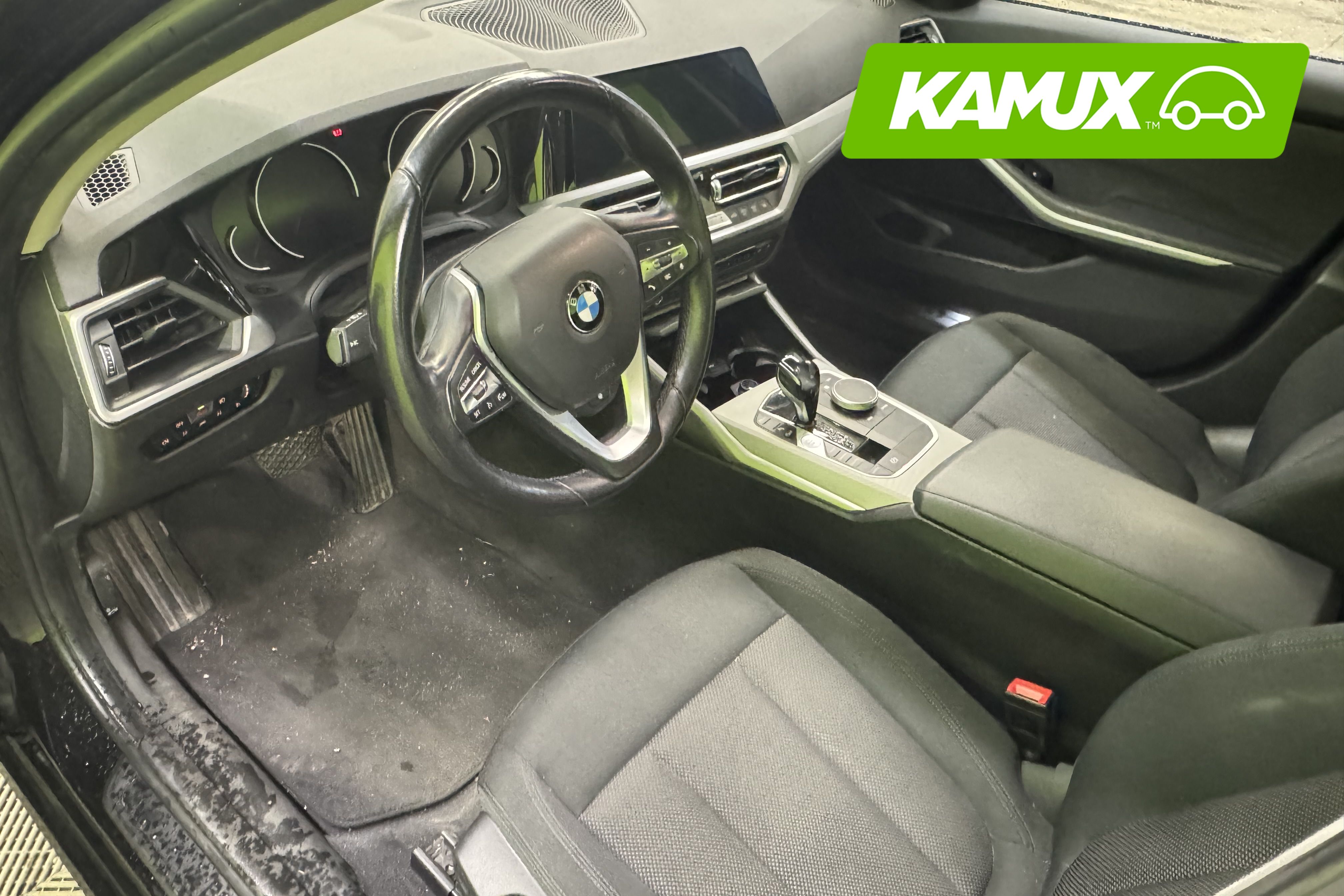 BMW 320 2019