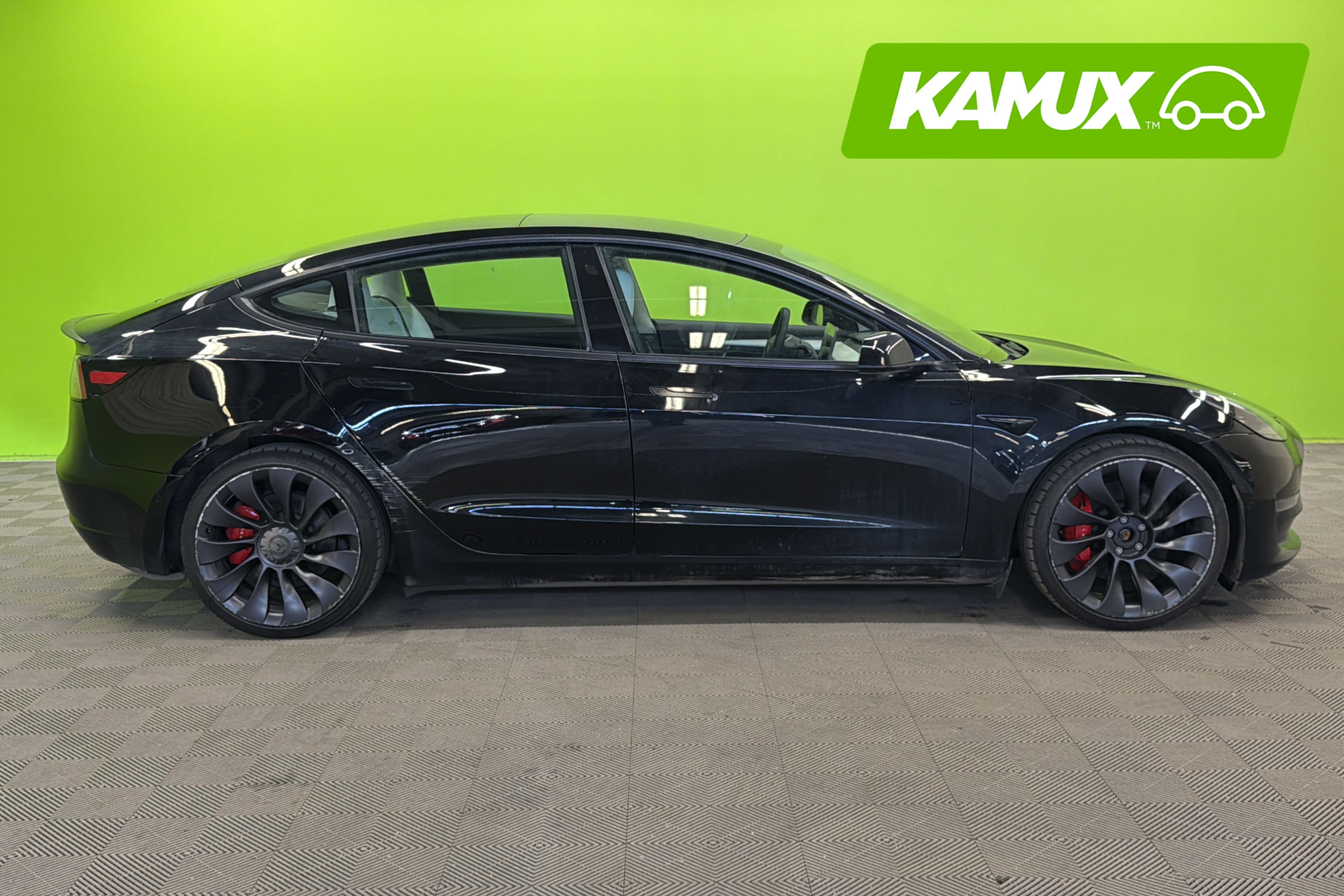Tesla Model 3 2021