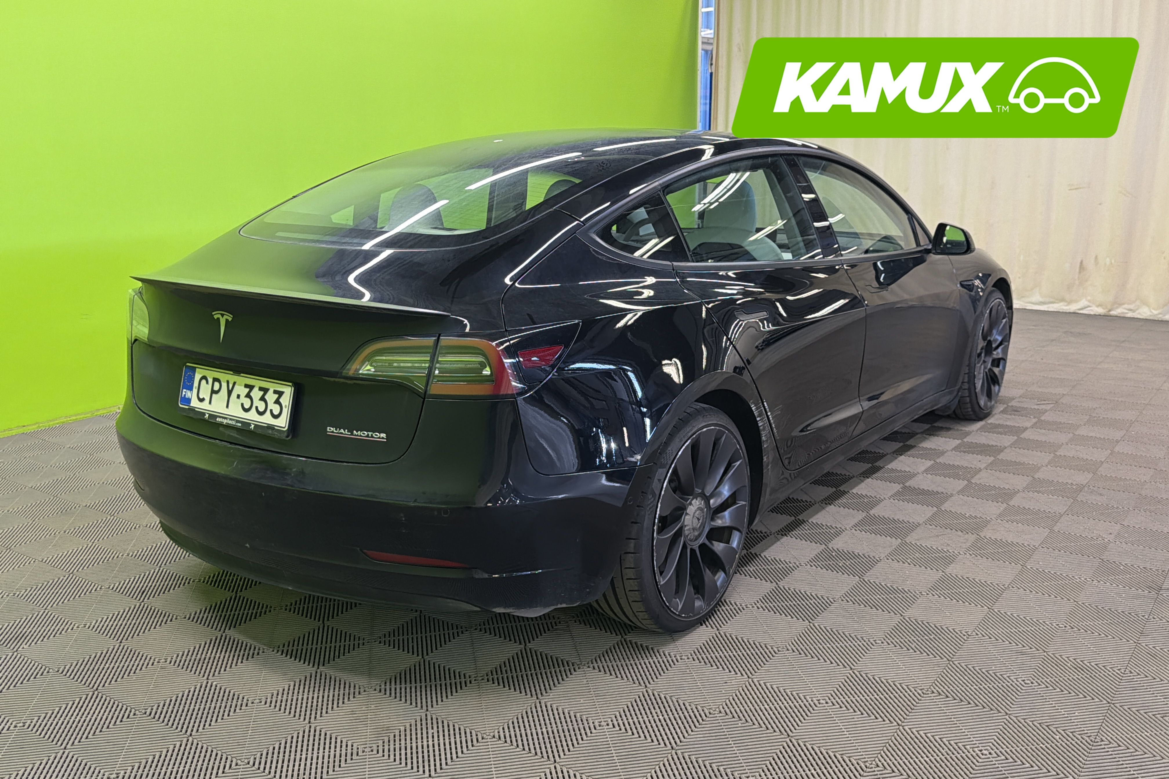 Tesla Model 3 2021