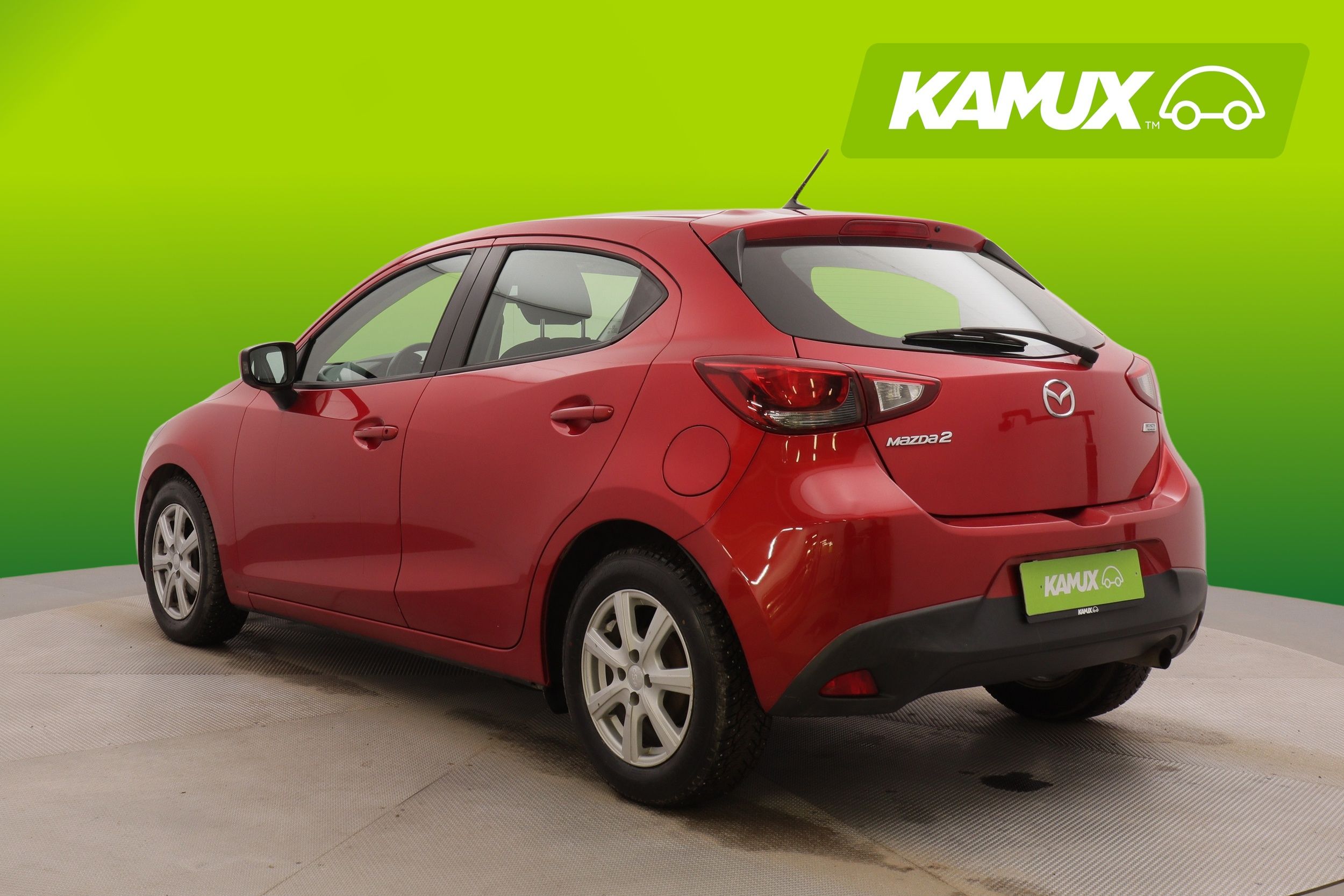 Mazda 2 2015