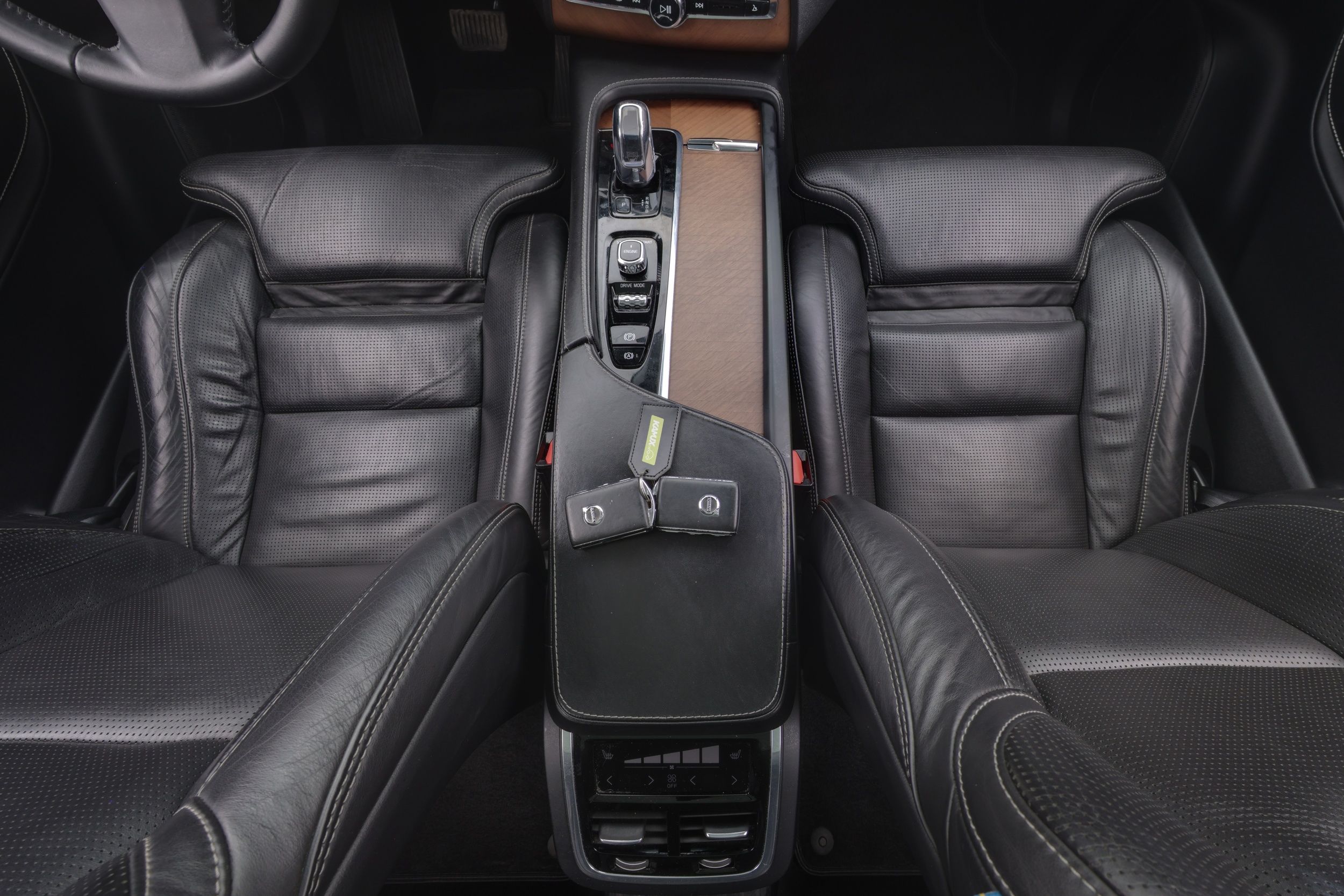 Volvo XC90 2016