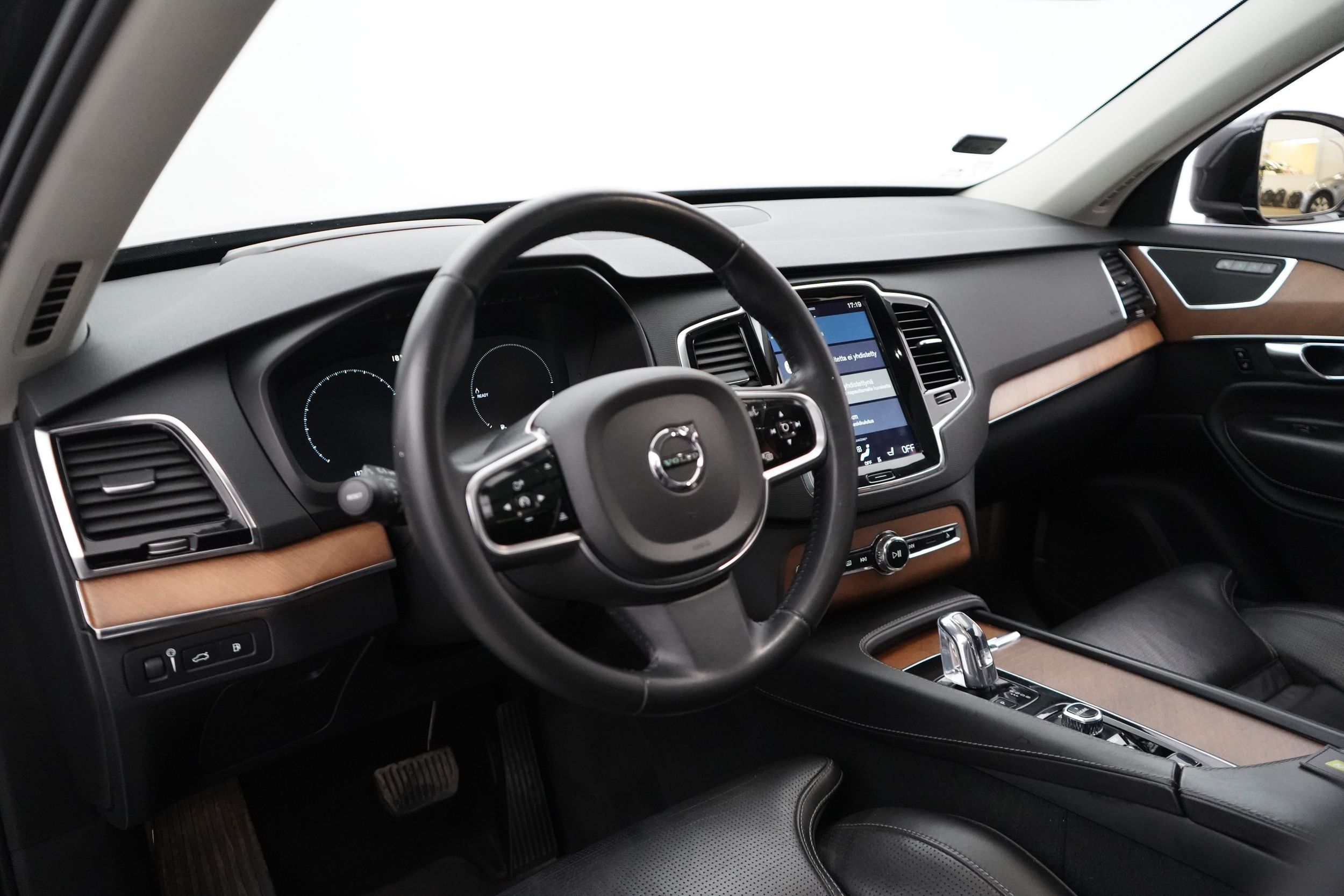 Volvo XC90 2016