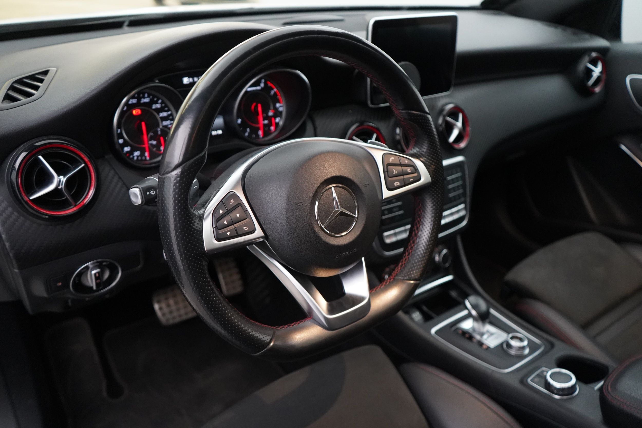 Mercedes-Benz A 45 AMG 2016