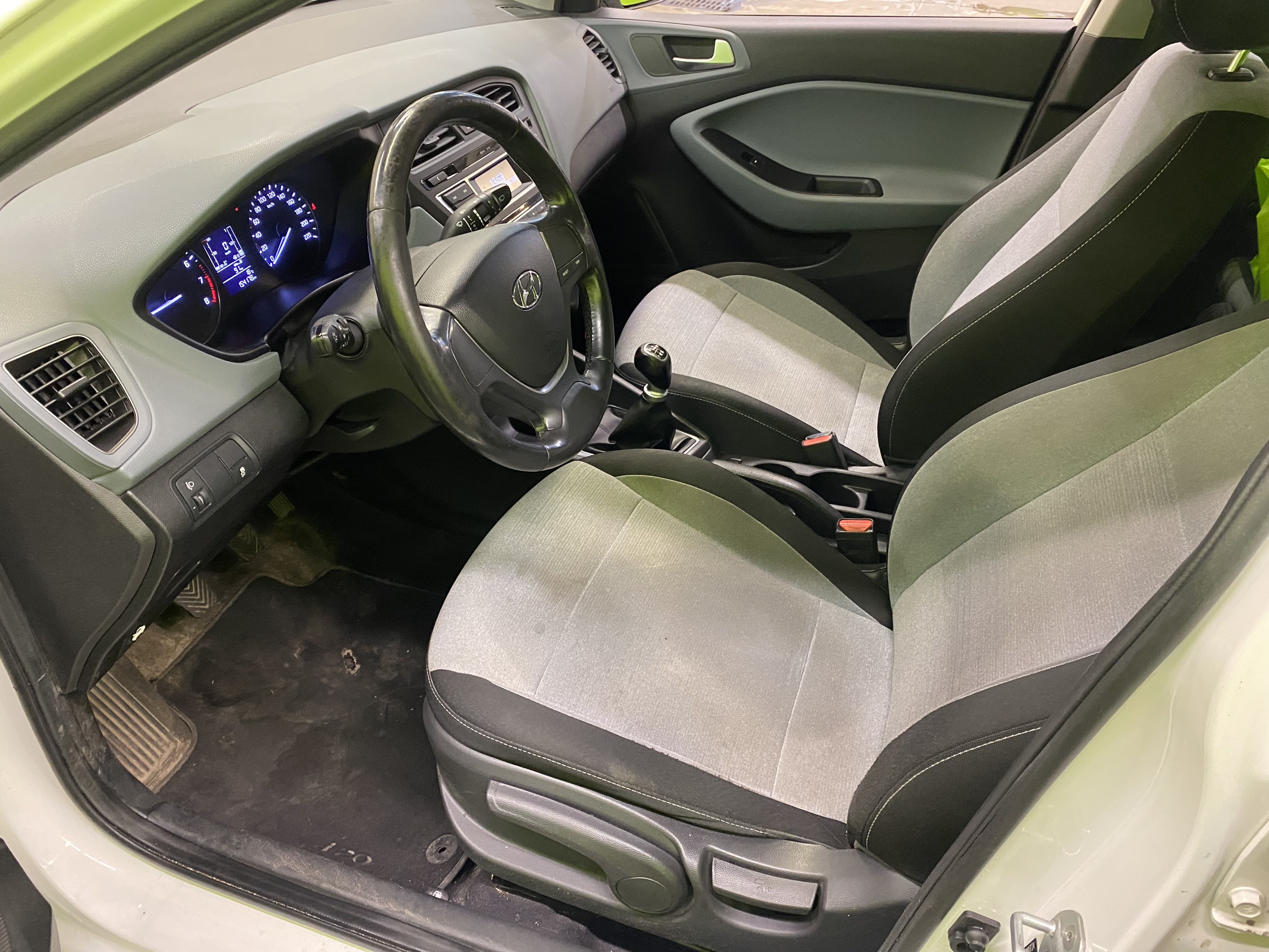 Hyundai i20 2016