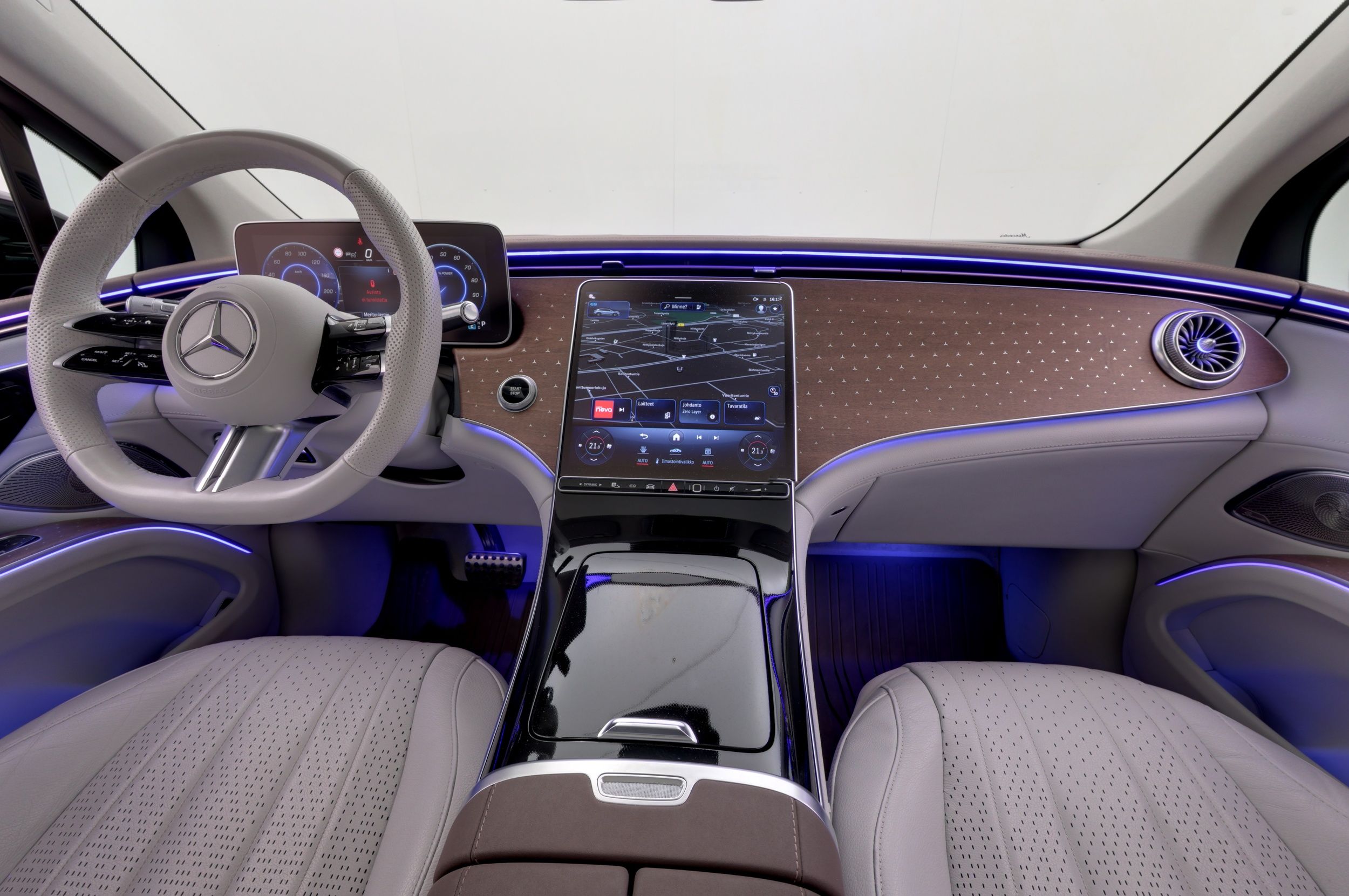 Mercedes-Benz EQS SUV 2023