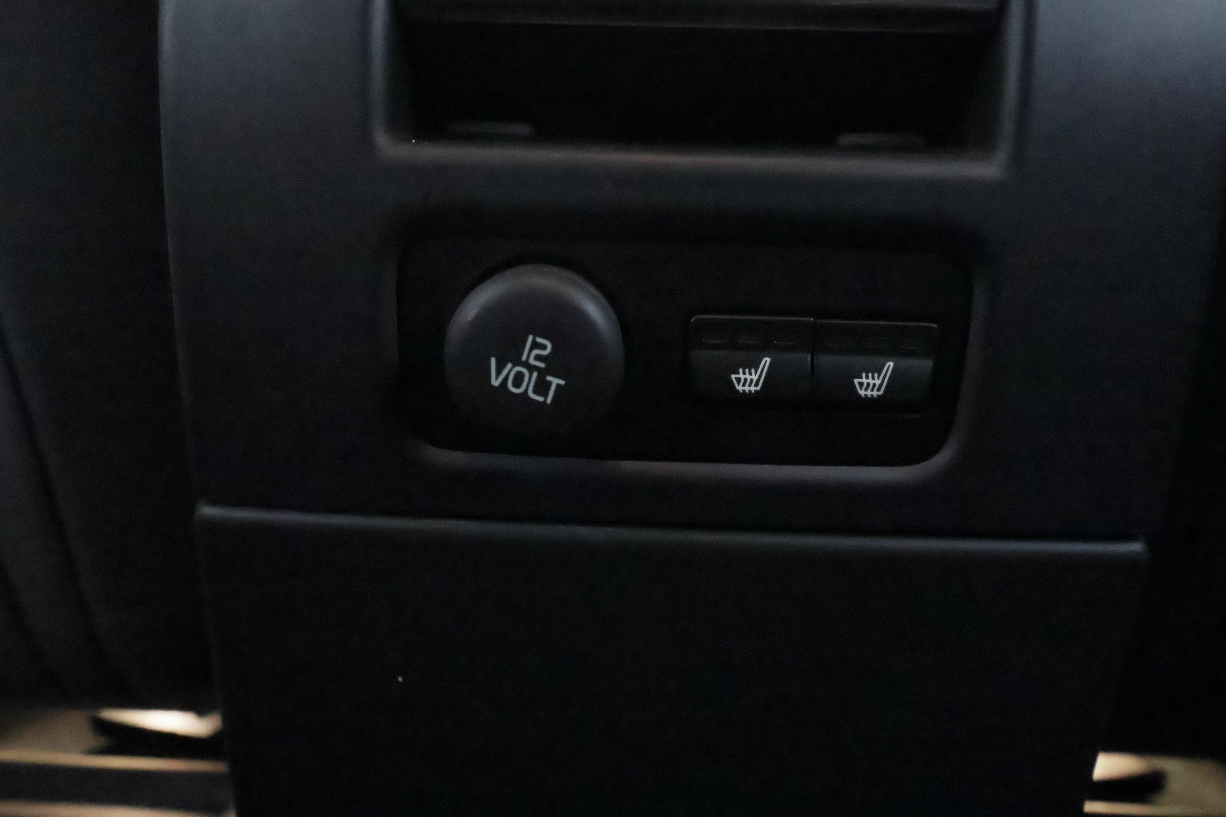 Volvo V70 2016