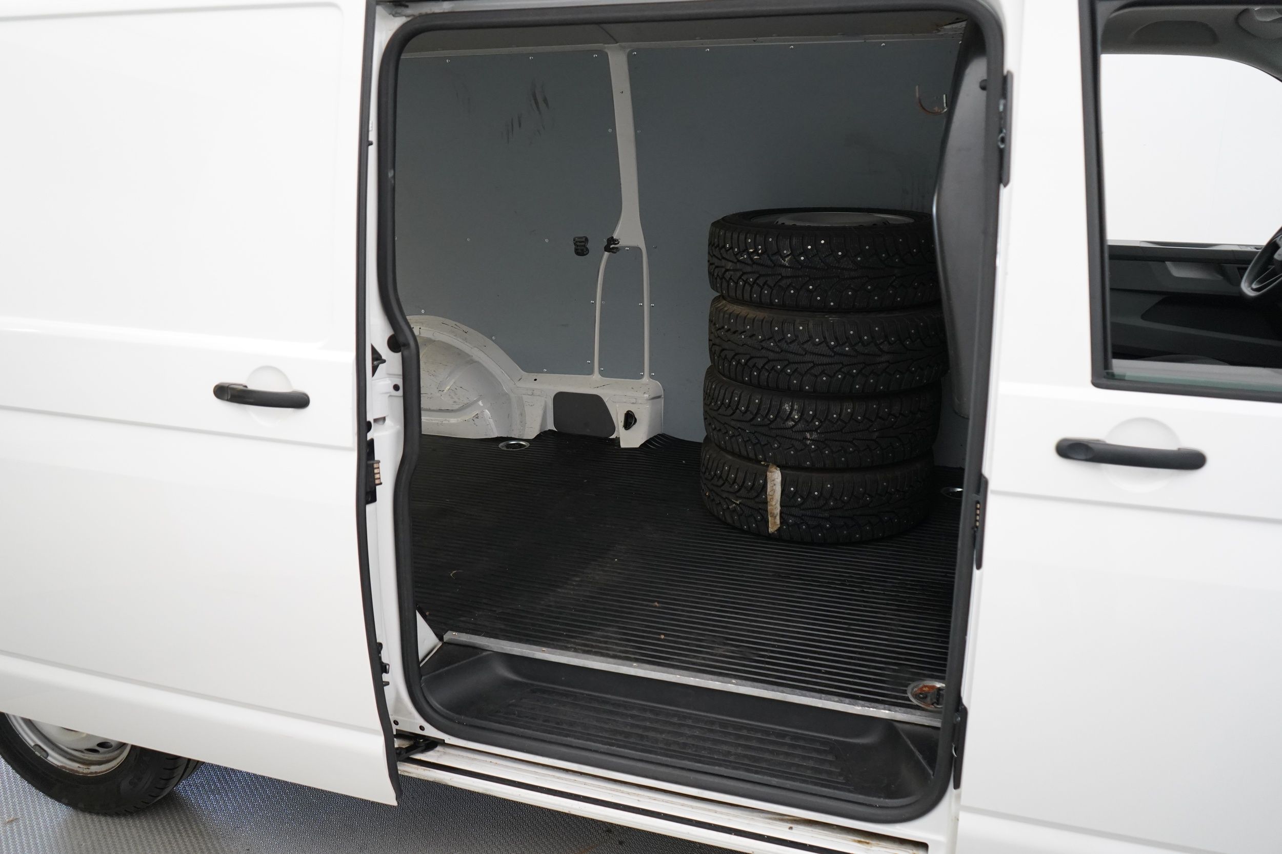 Volkswagen Transporter 2021
