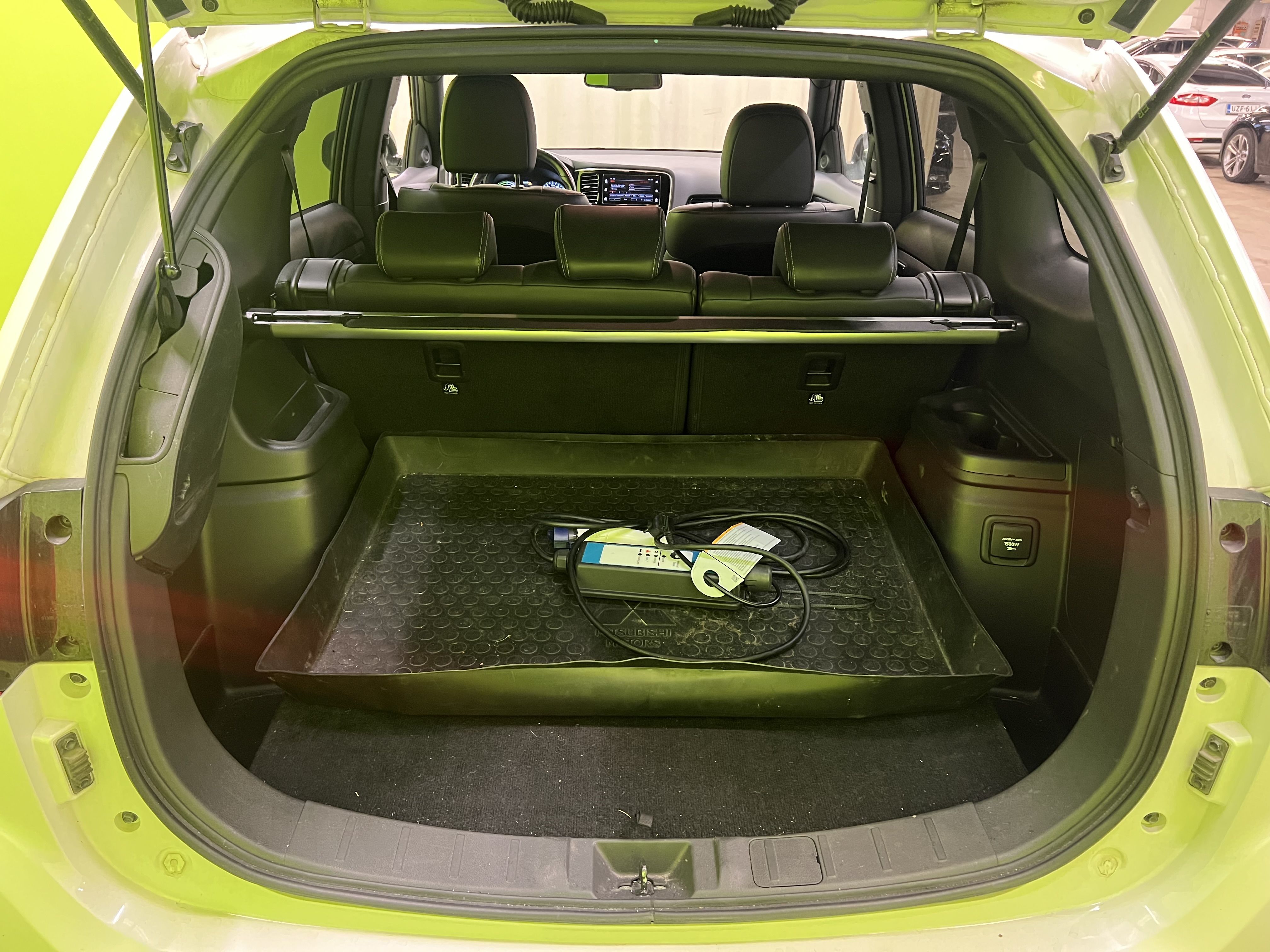 Mitsubishi Outlander PHEV 2019