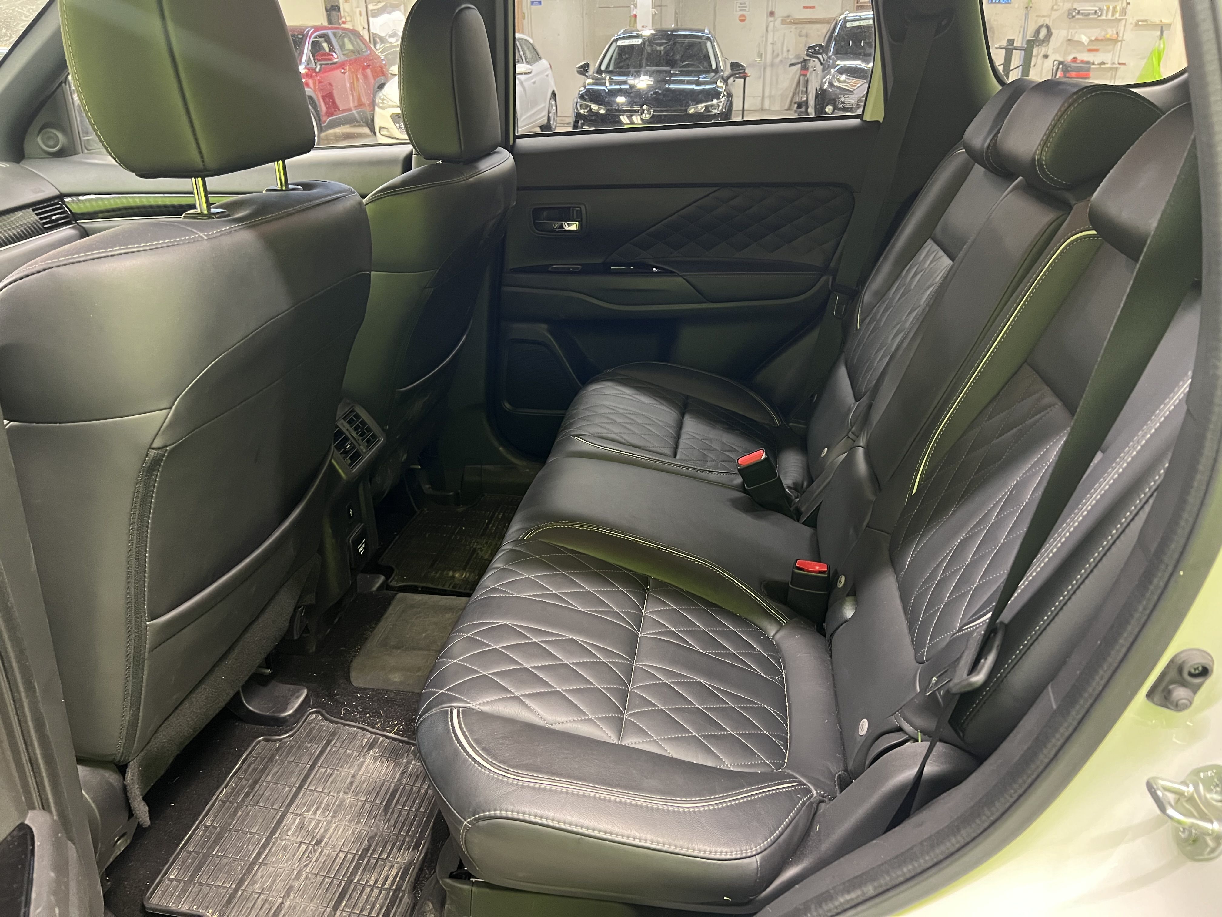 Mitsubishi Outlander PHEV 2019