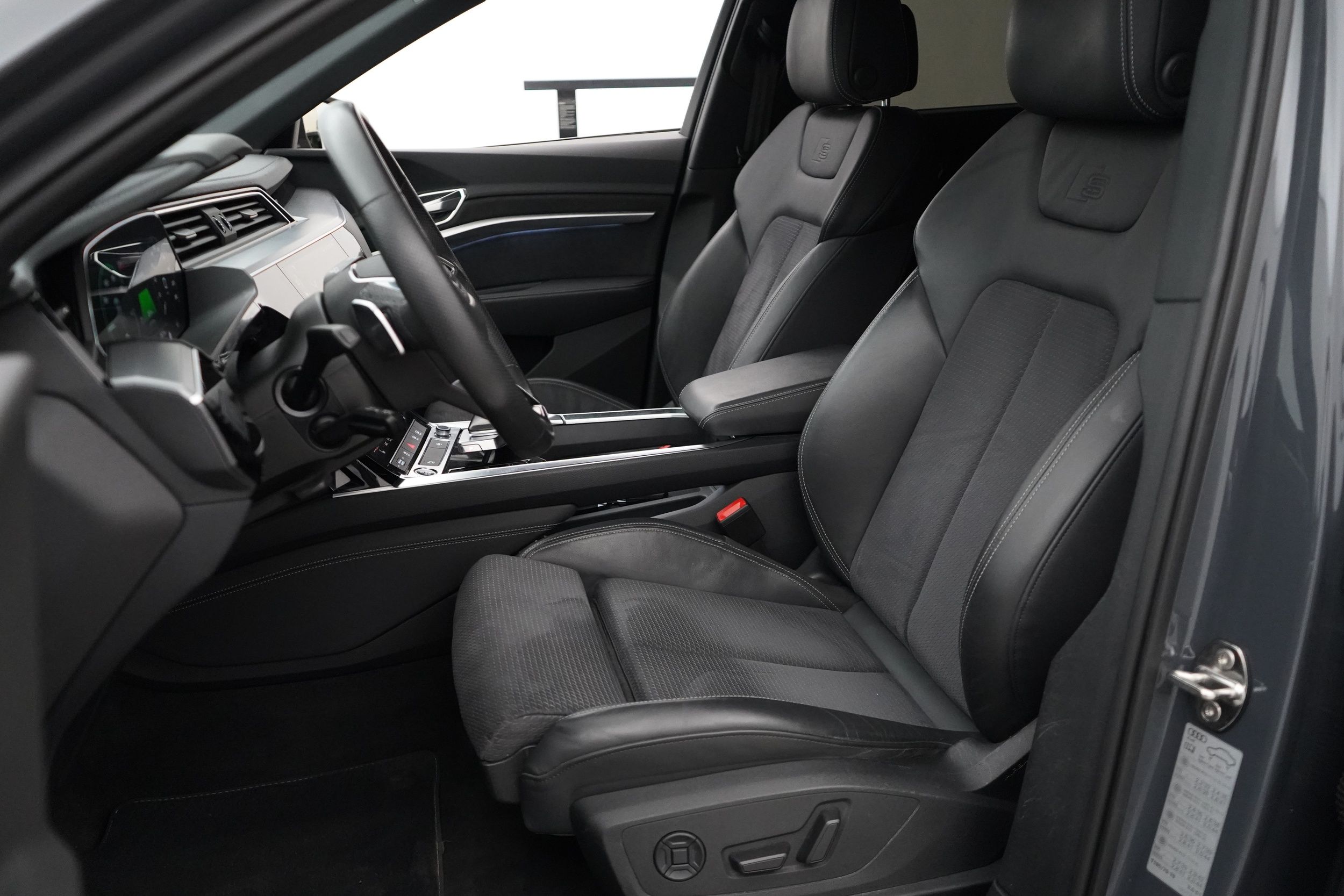 Audi Q8 e-tron 2024