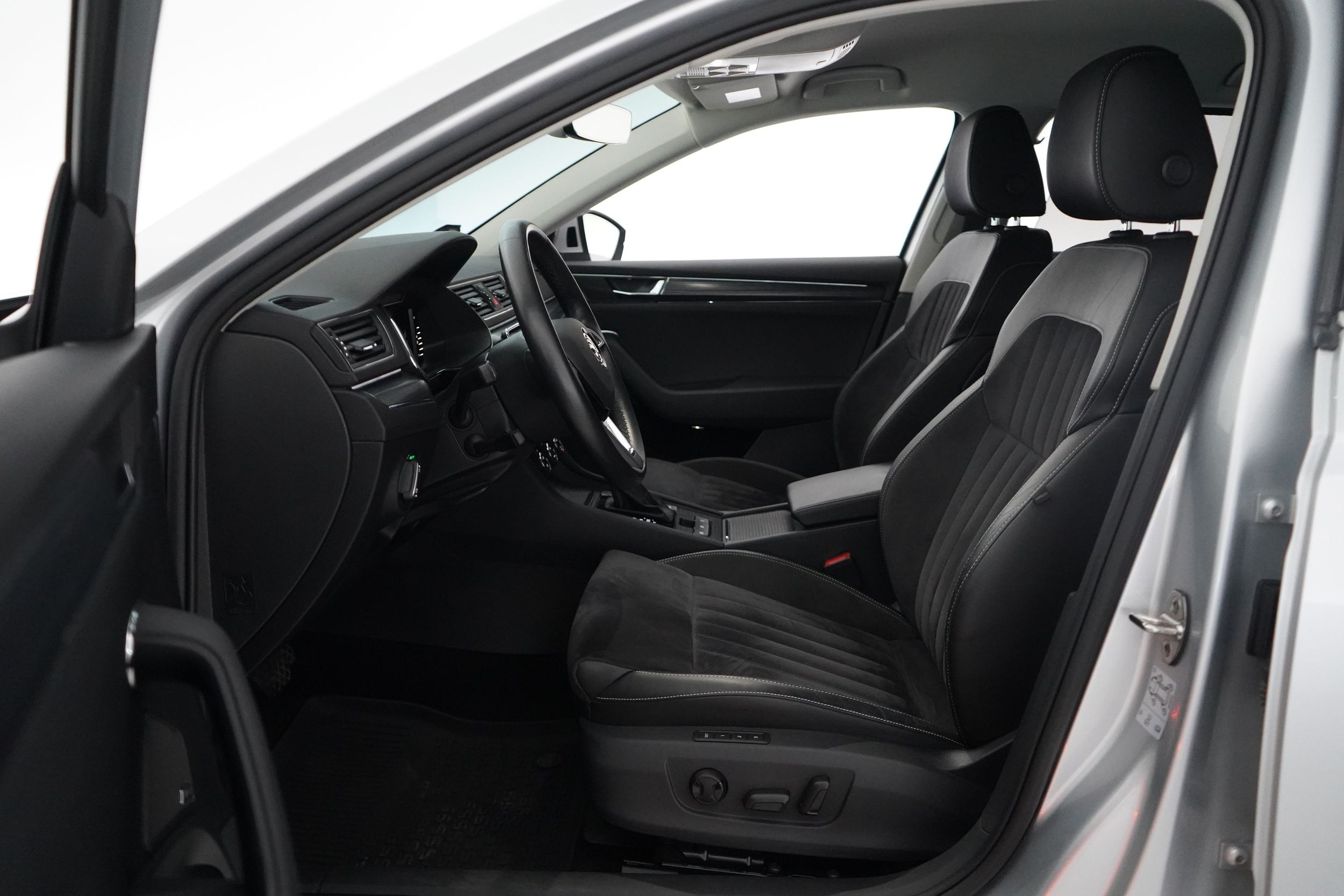 Skoda Superb 2021