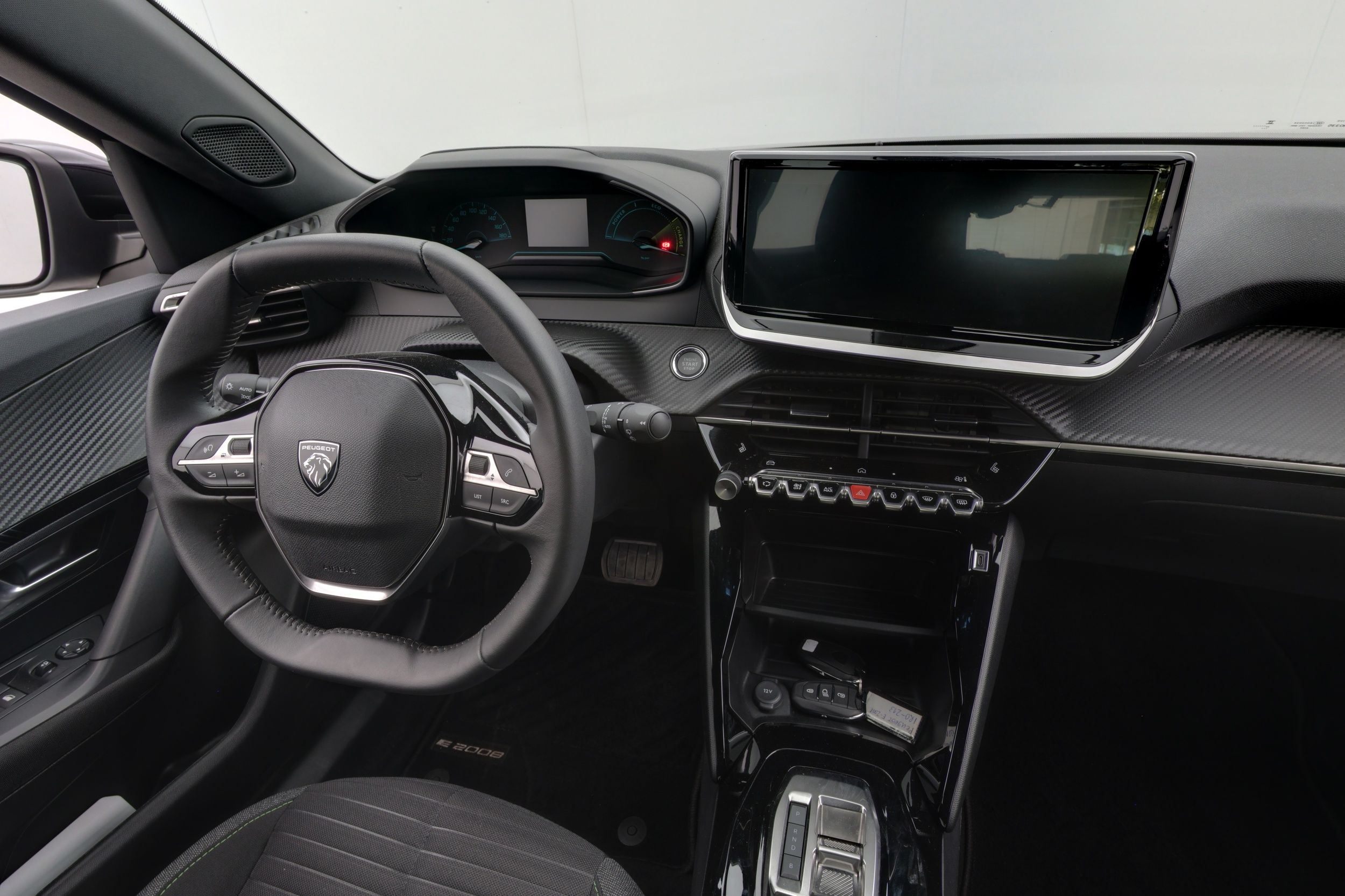 Peugeot e-2008 2024
