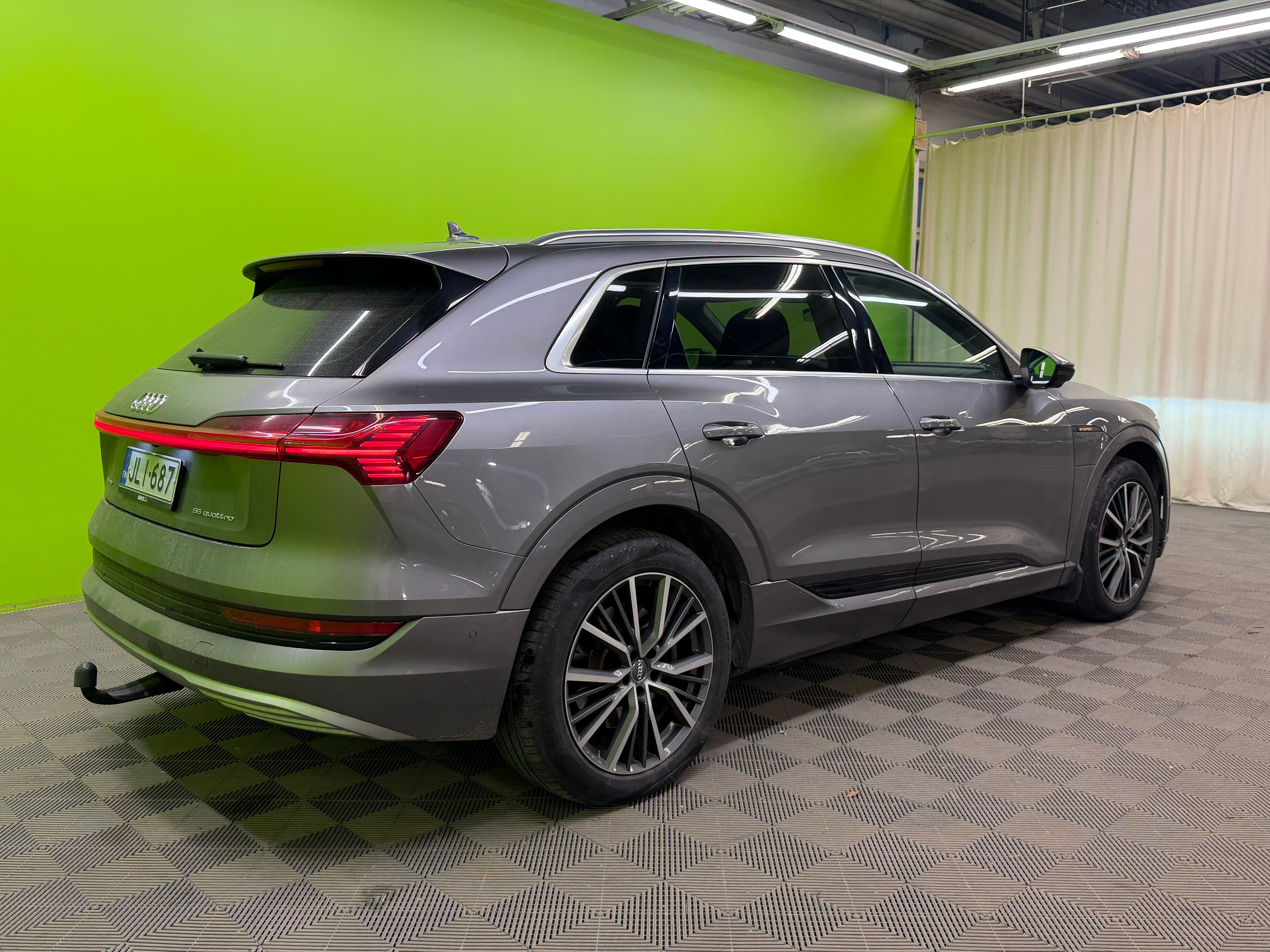 Audi e-tron 2020