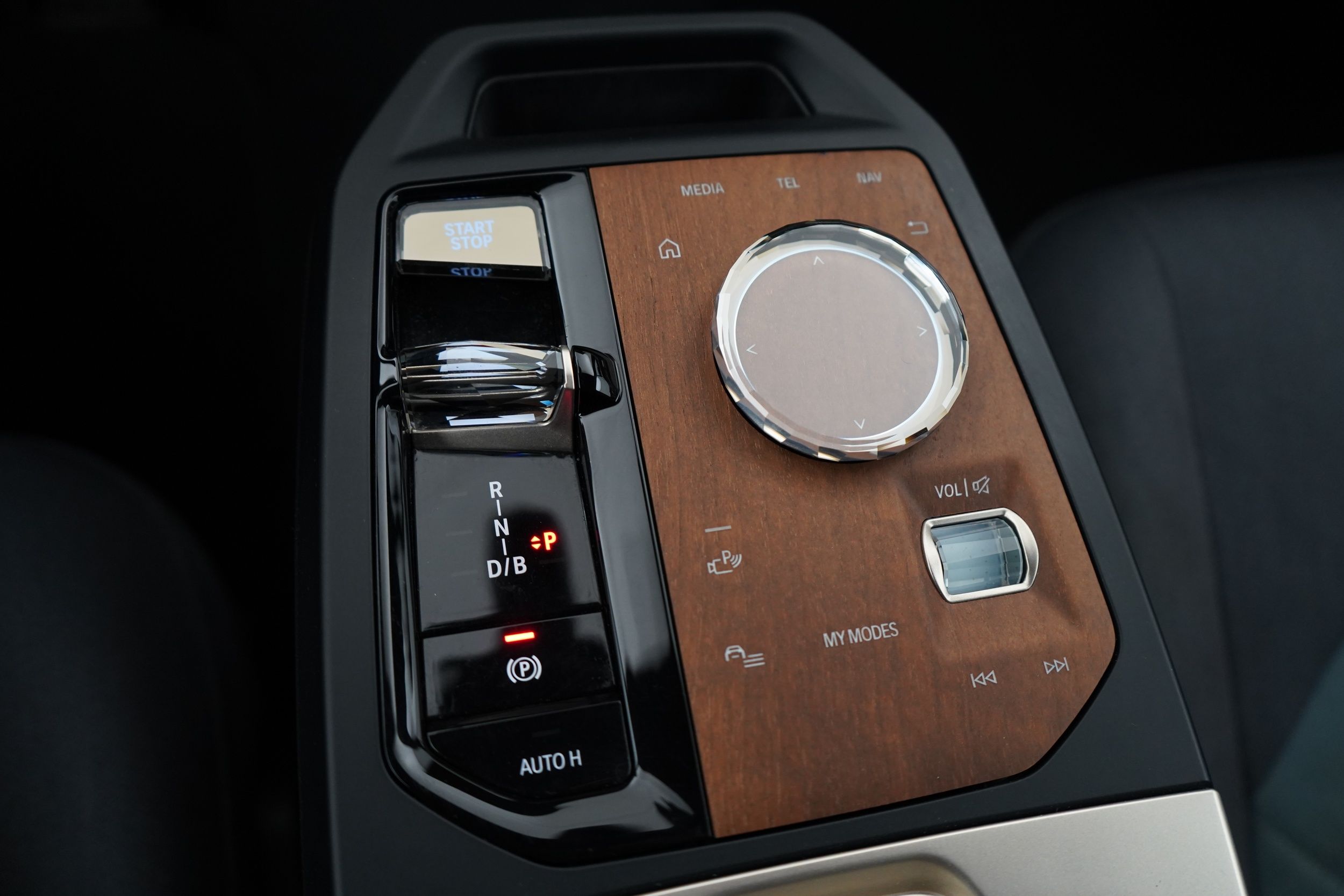 BMW iX 2022
