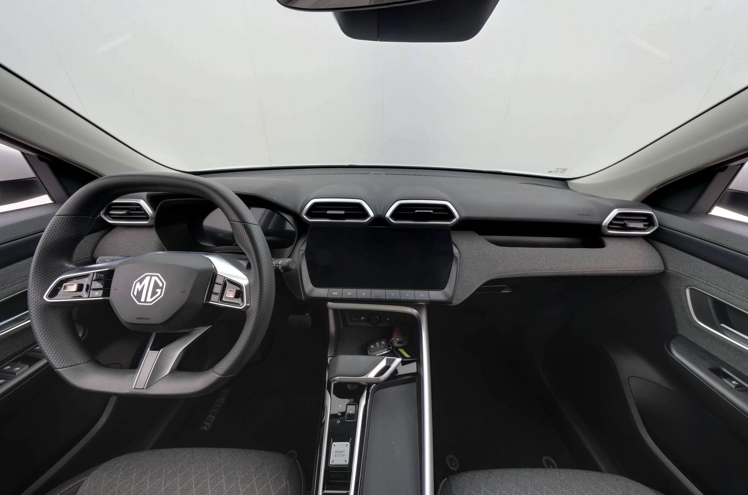 MG ZS 2025