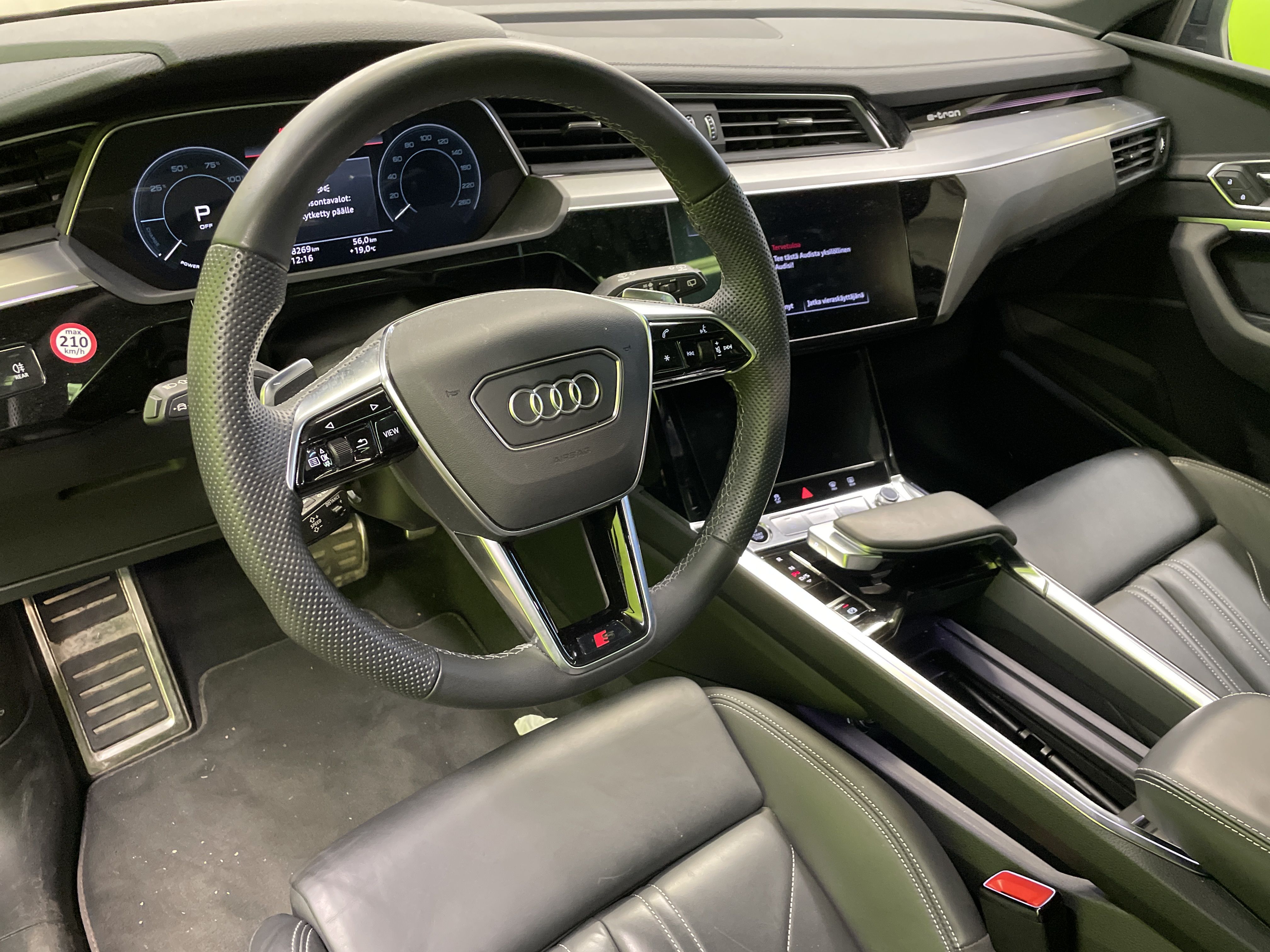 Audi Q8 e-tron 2024