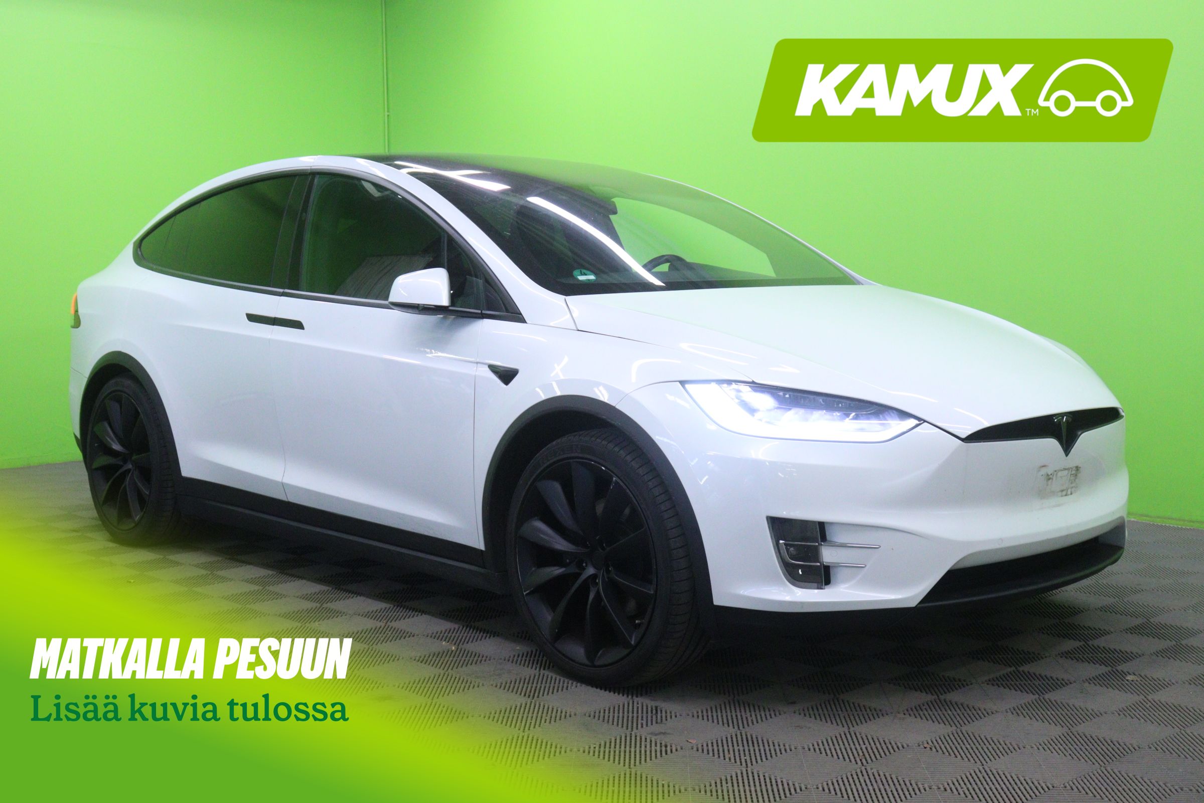 Tesla Model X 2020