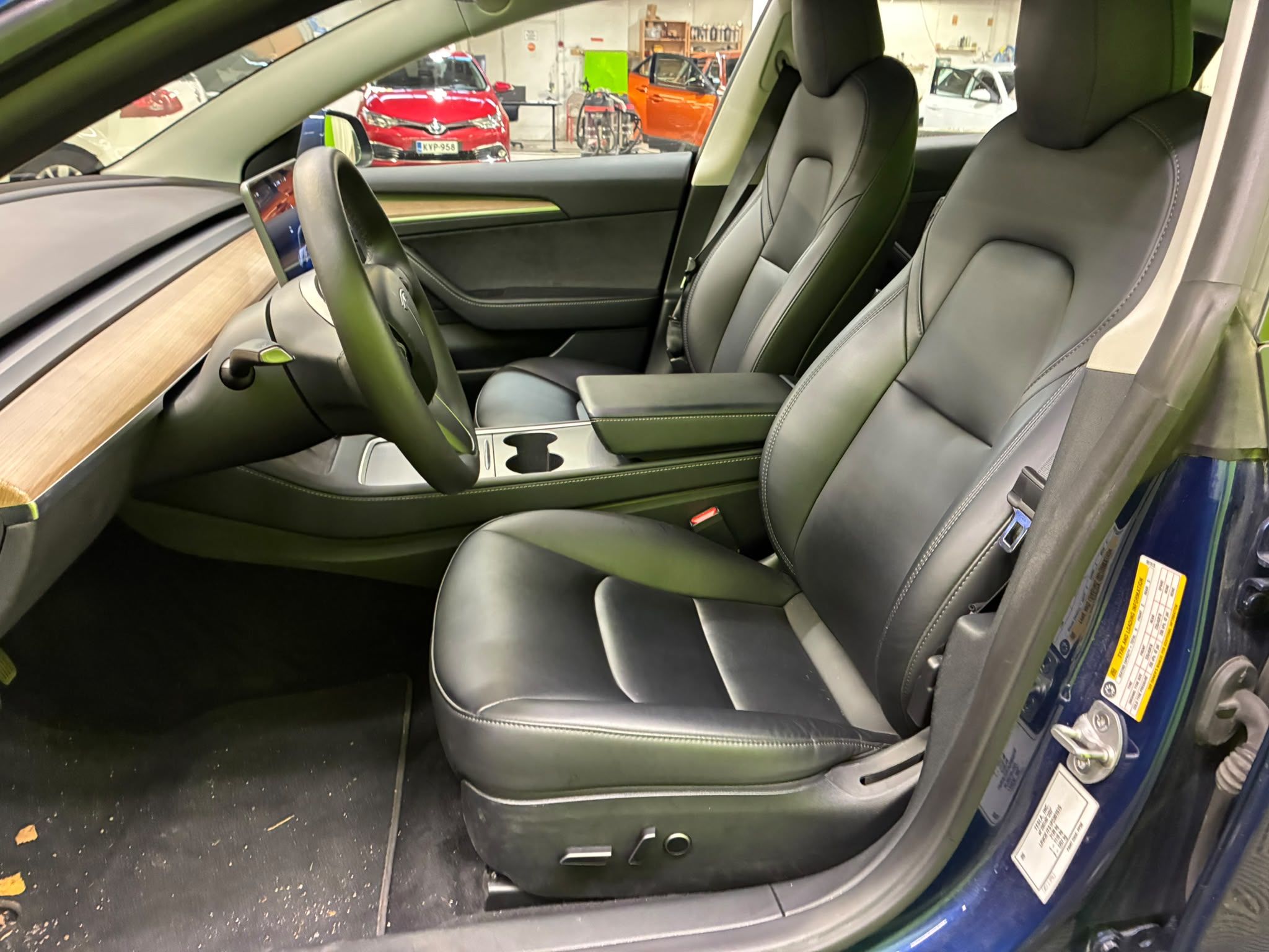 Tesla Model 3 2023