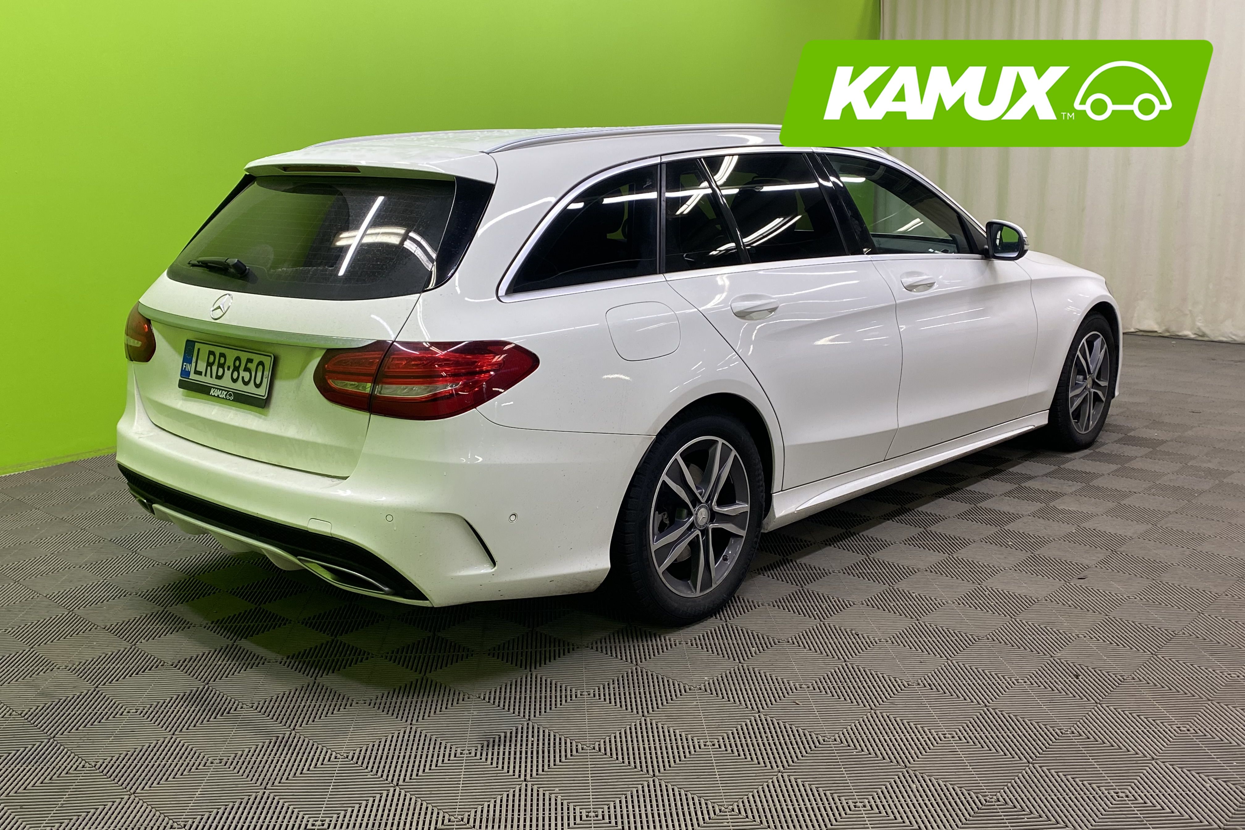 Mercedes-Benz C 2015