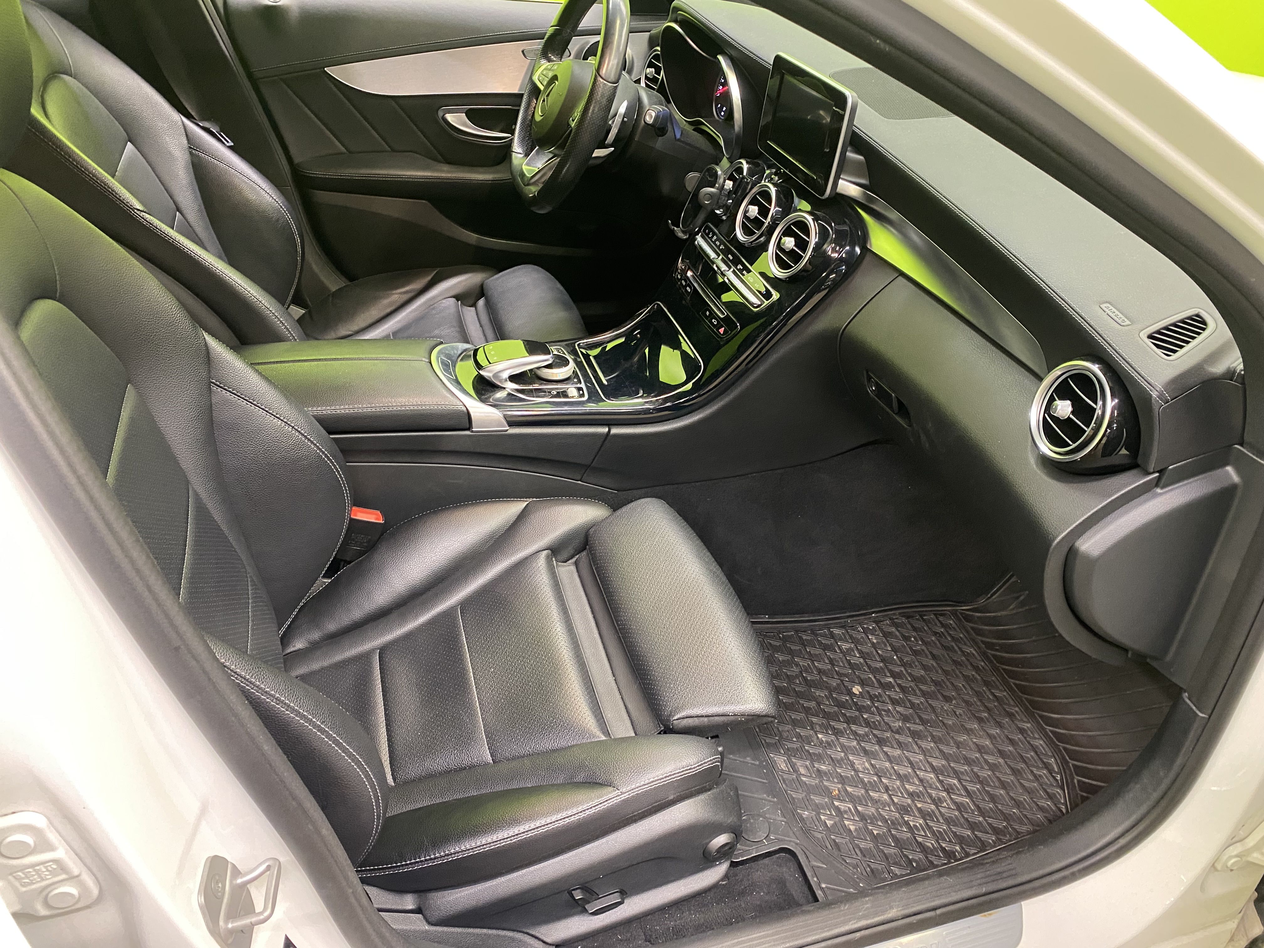 Mercedes-Benz C 2015