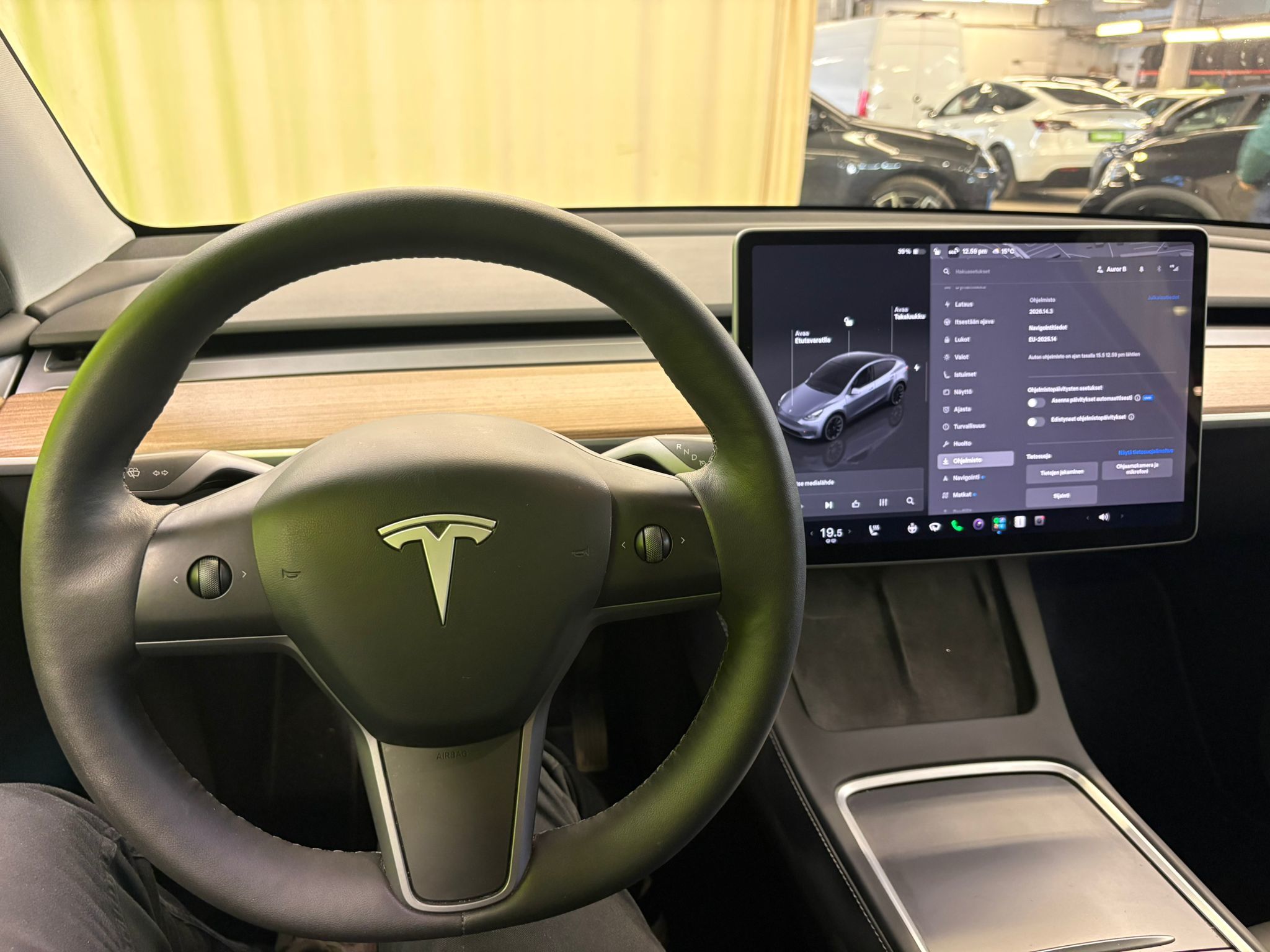 Tesla Model Y 2023