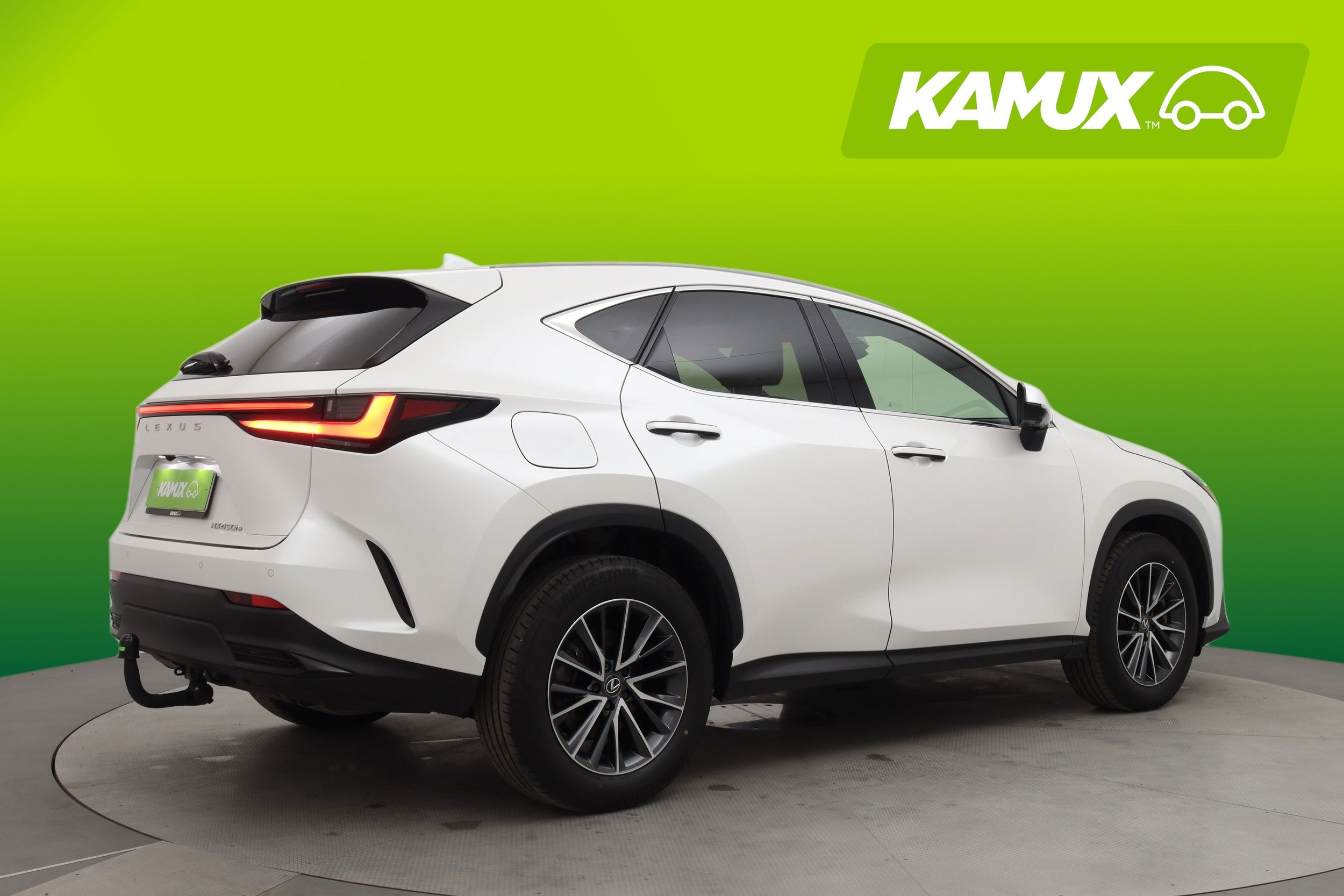Lexus NX 2024