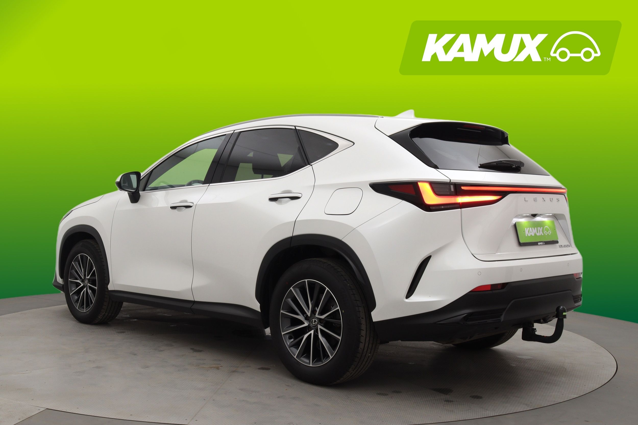Lexus NX 2024