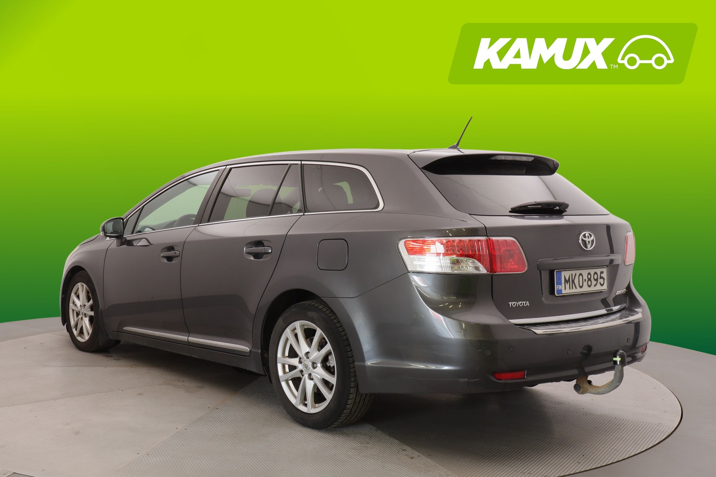 Toyota Avensis 2011