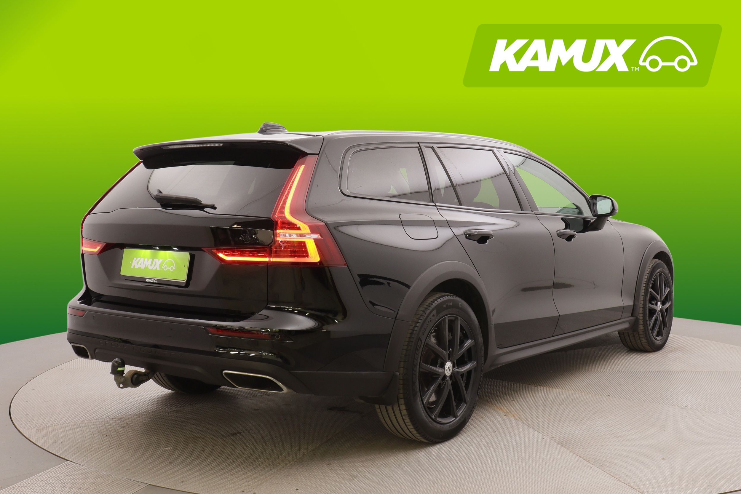 Volvo V60 Cross Country 2022