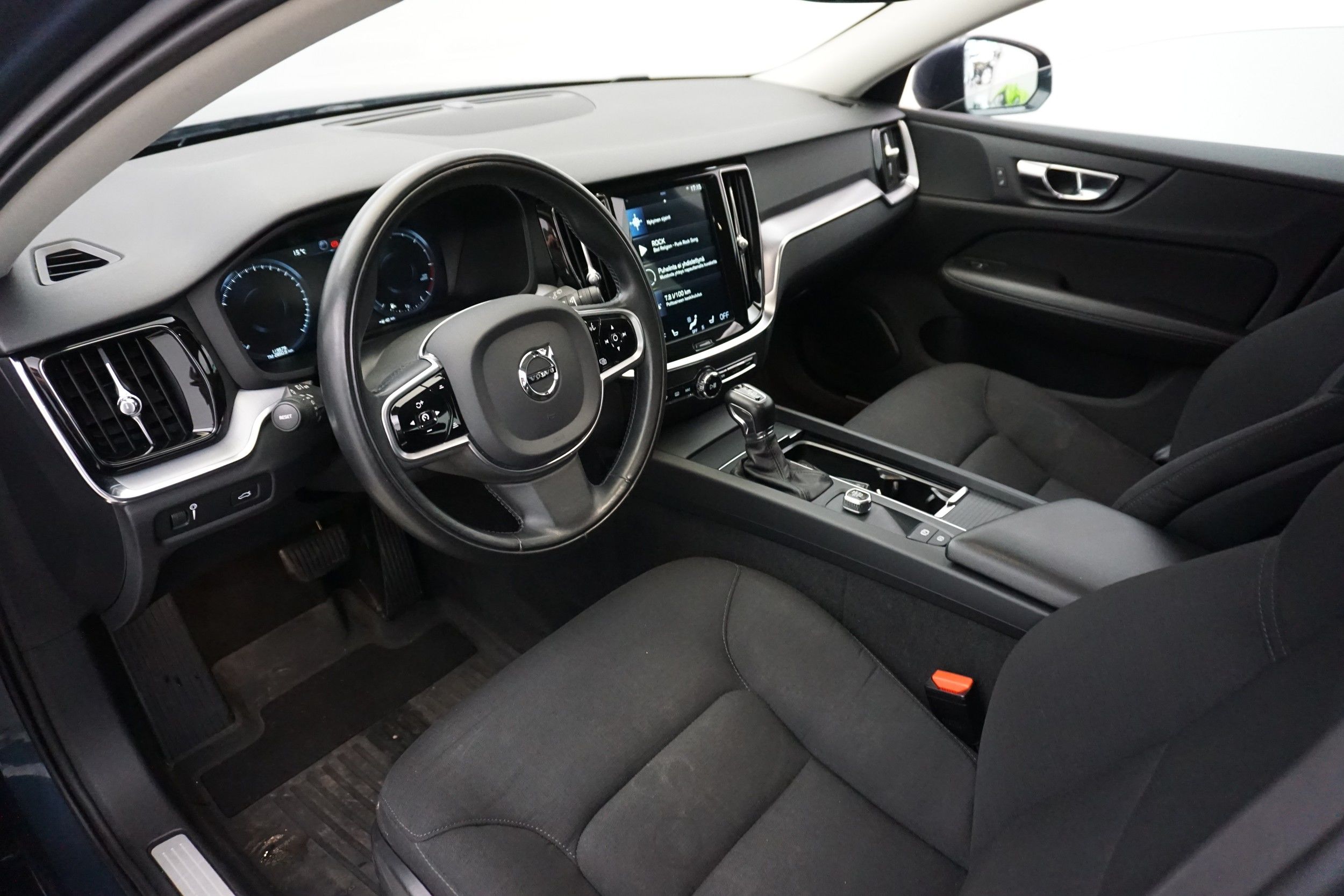 Volvo V60 2019