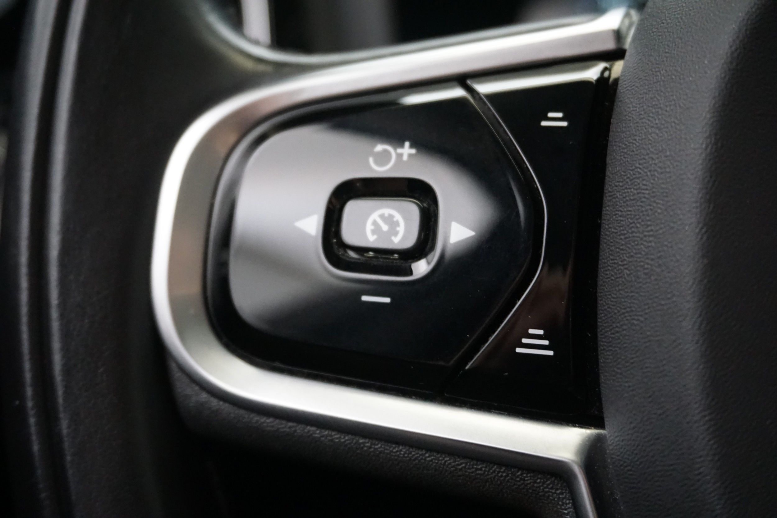 Volvo V60 2019
