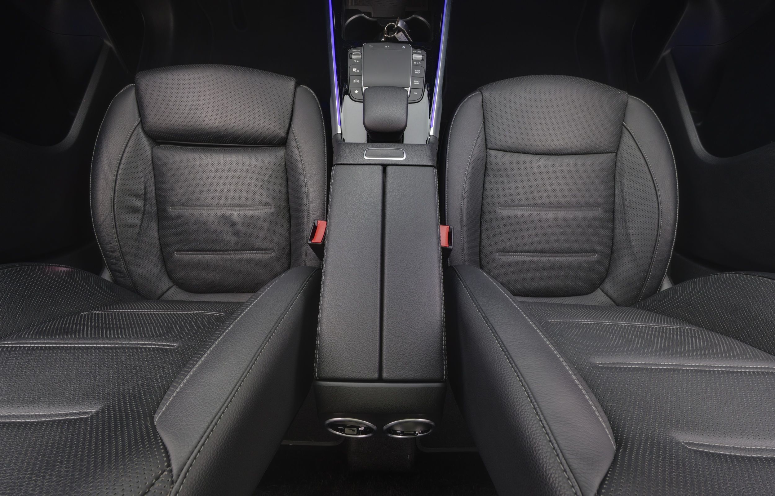 Mercedes-Benz EQB 2023