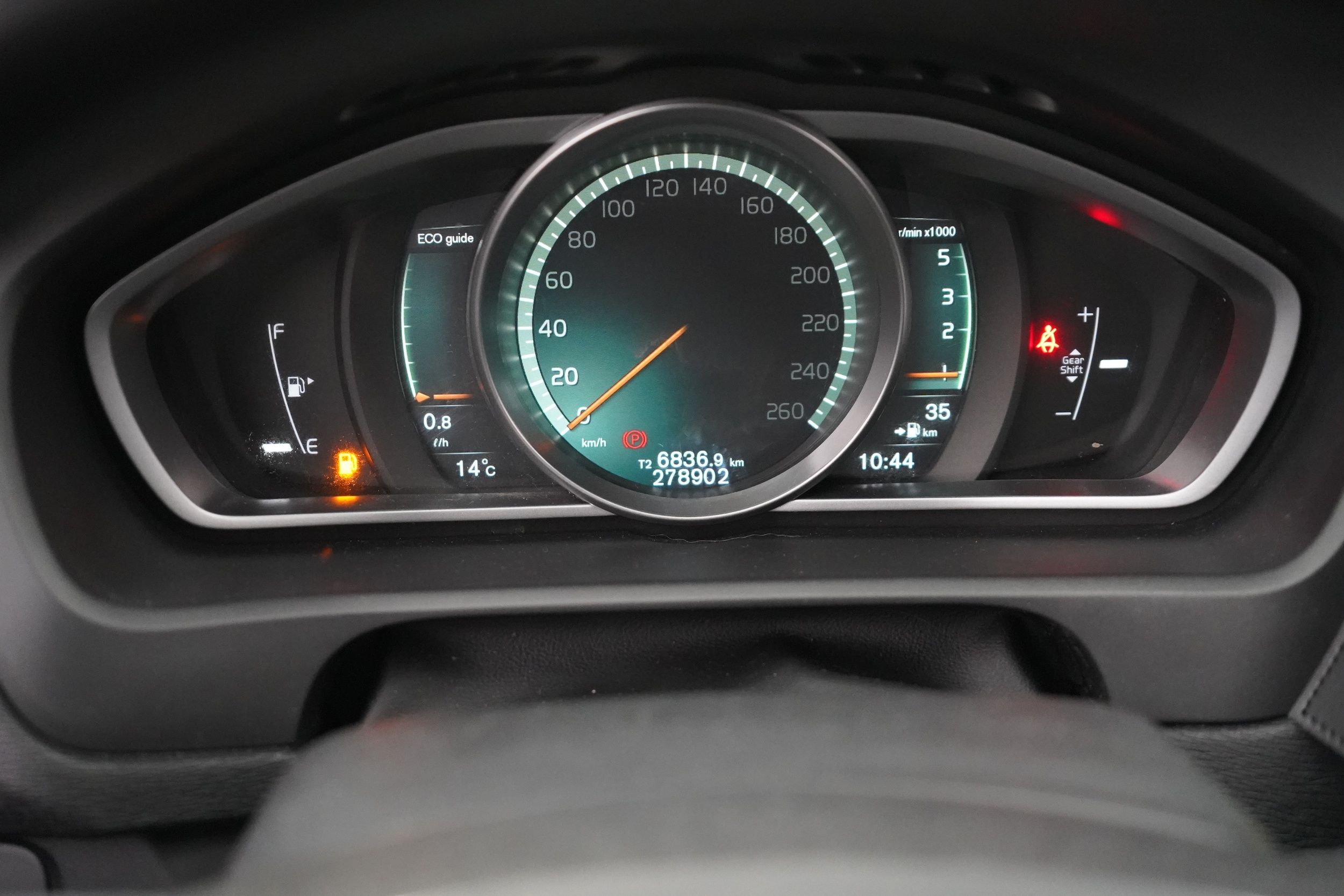 Volvo V40 Cross Country 2016