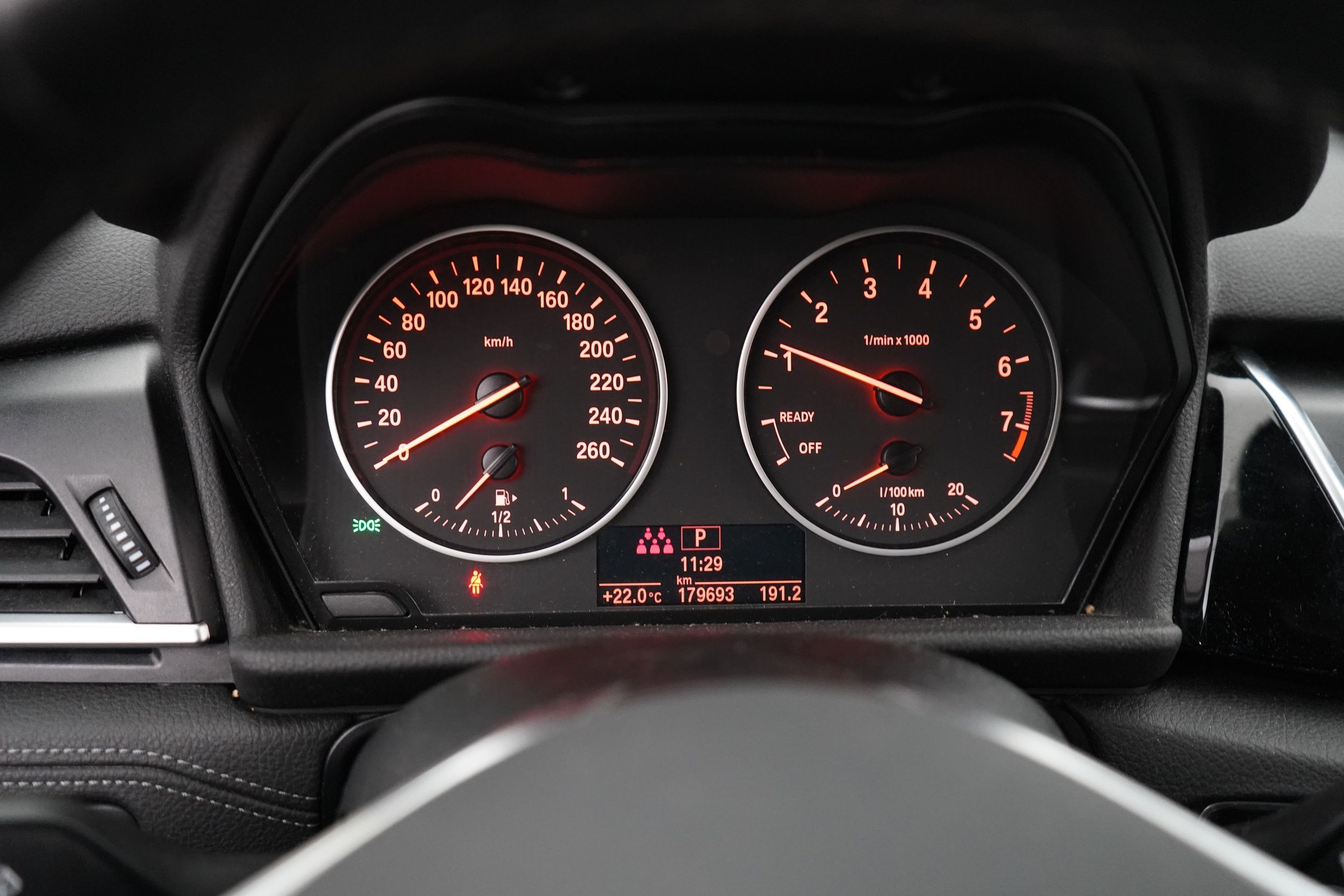 BMW 218 2016