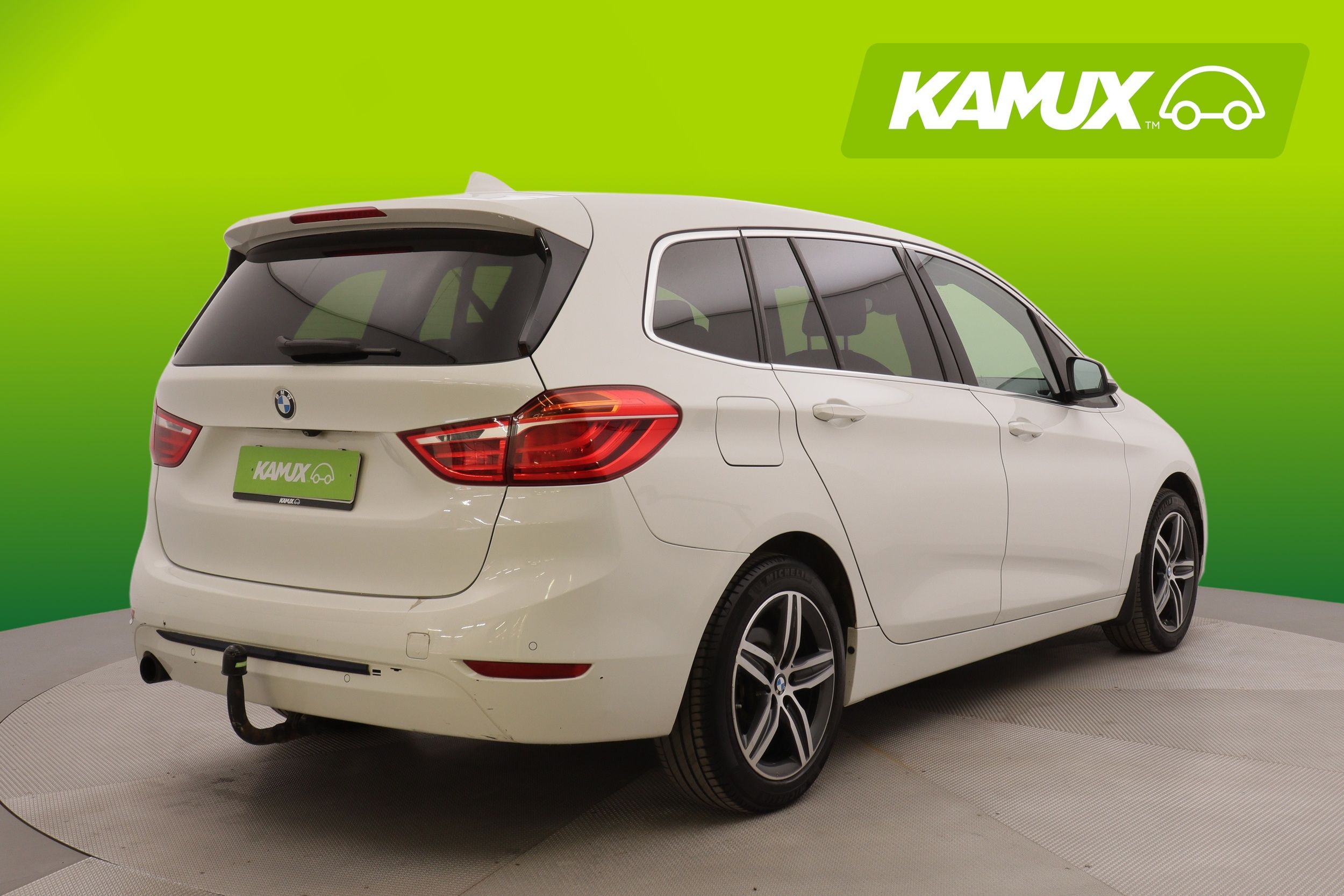 BMW 218 2016