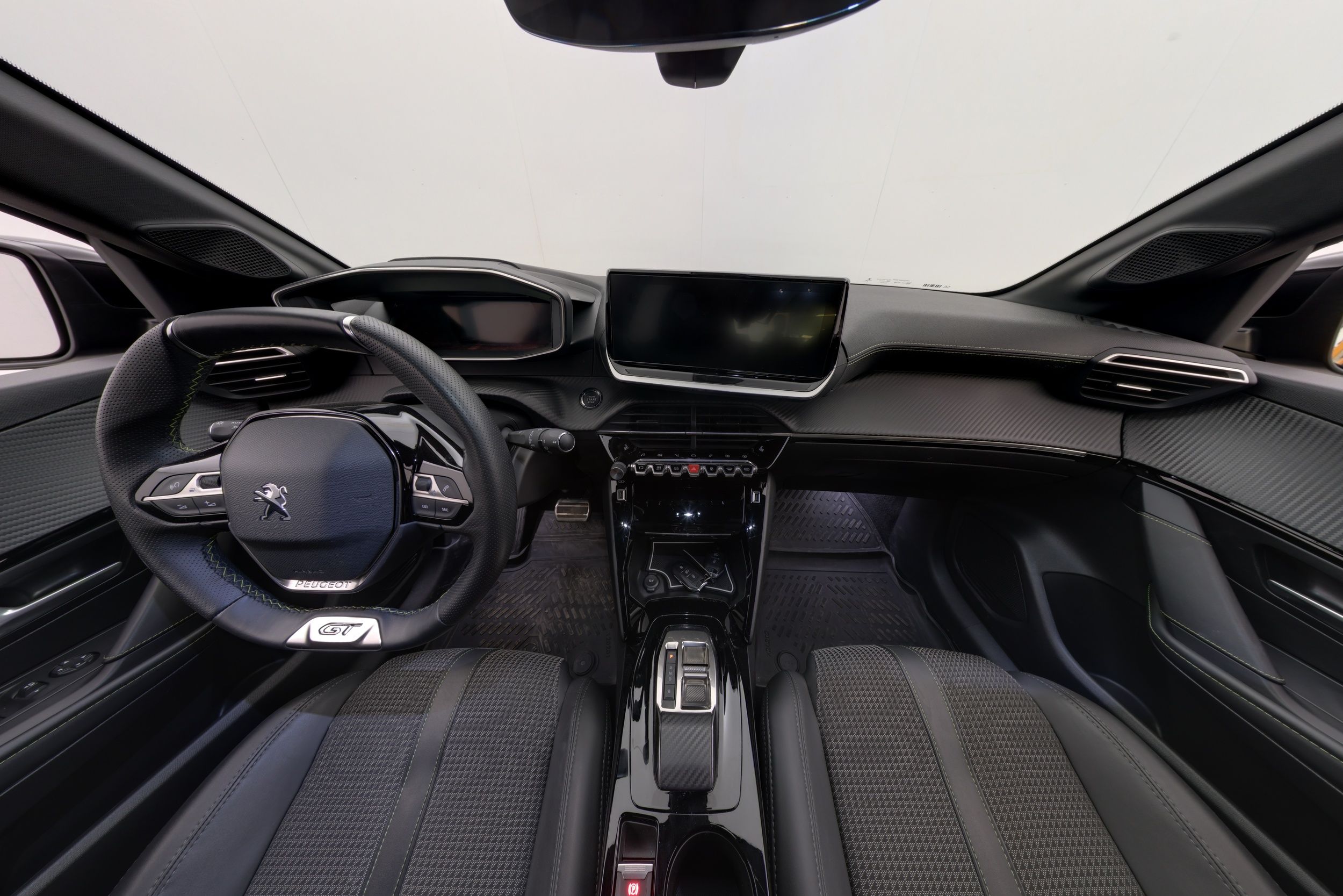 Peugeot e-208 2023