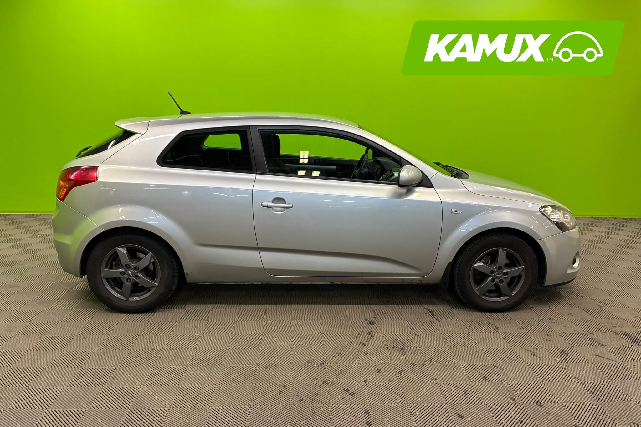 Kia ProCeed 2010