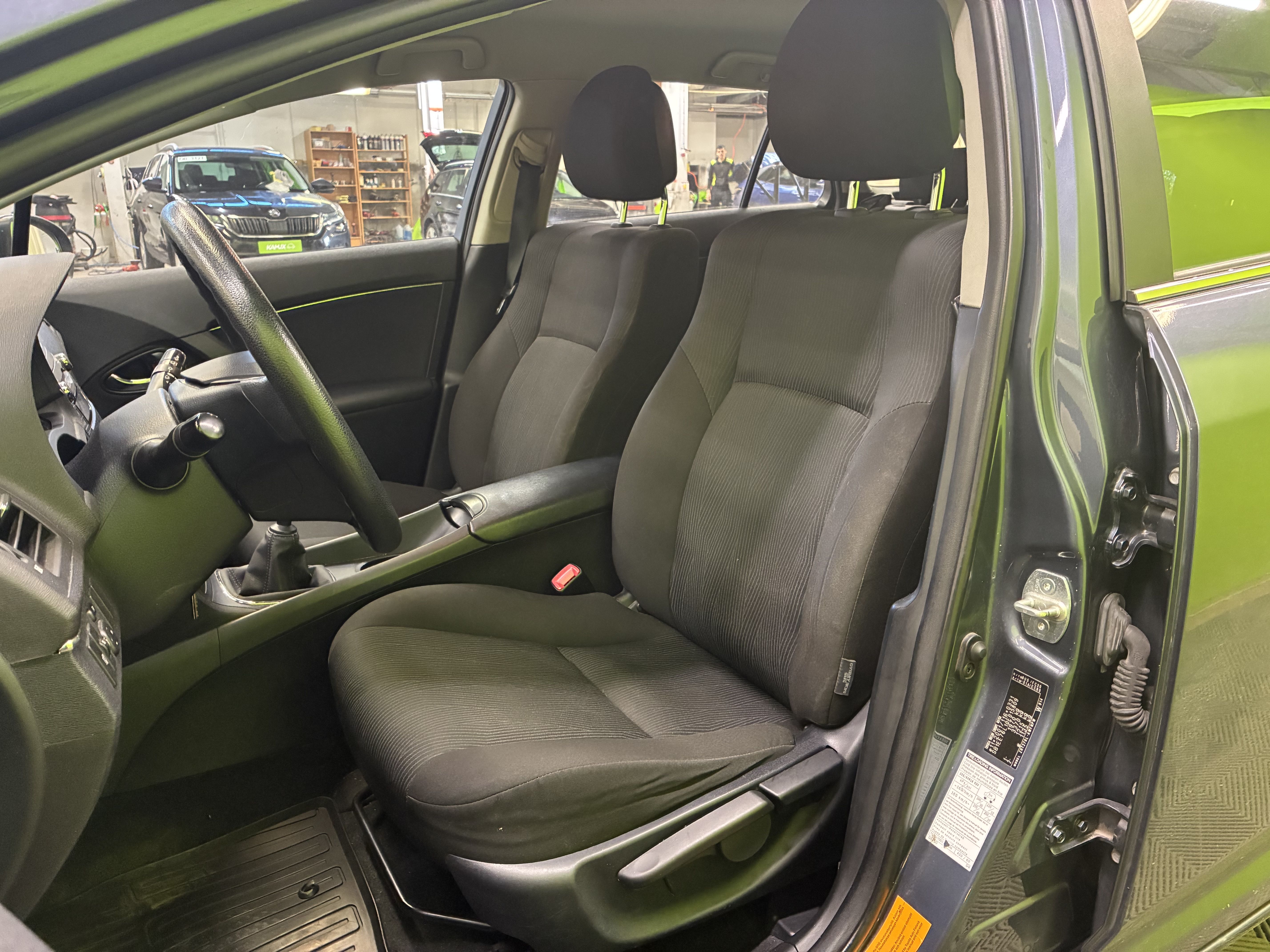 Toyota Avensis 2010