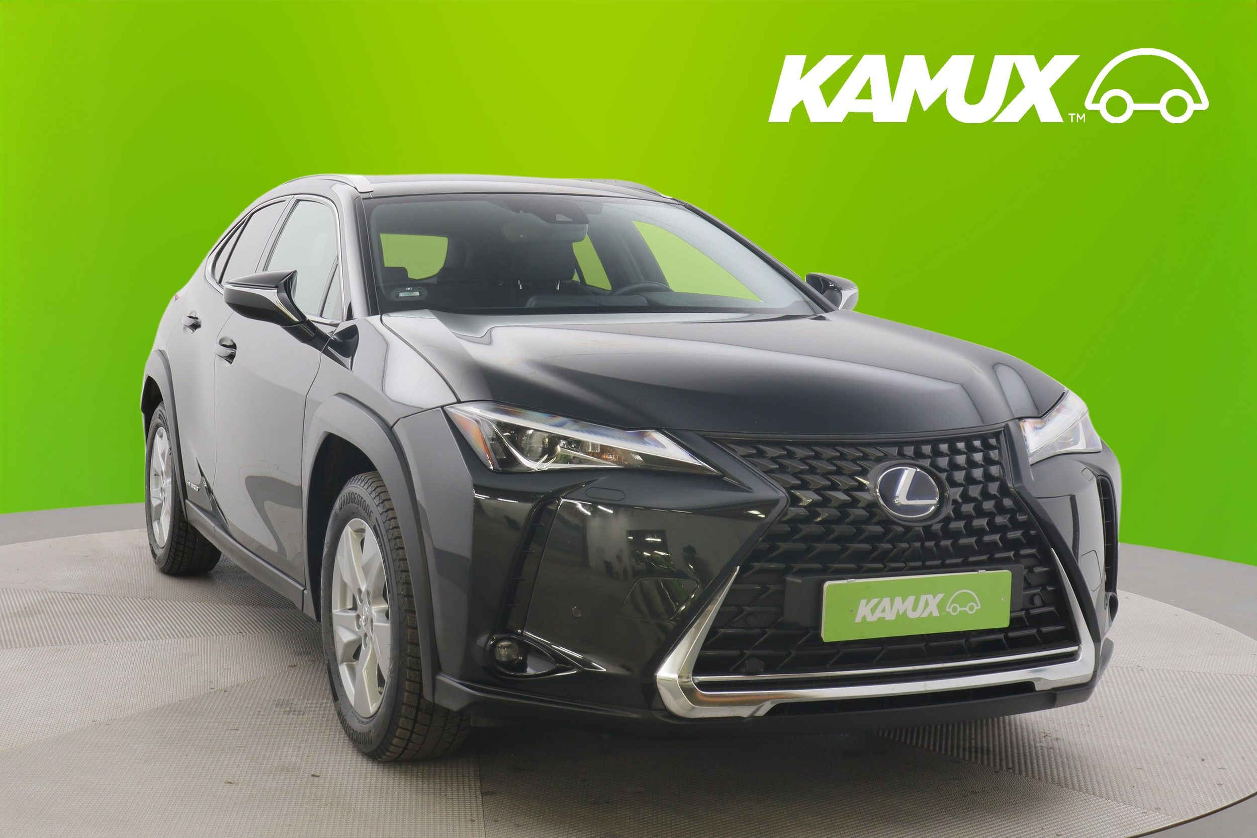 Lexus UX 2022