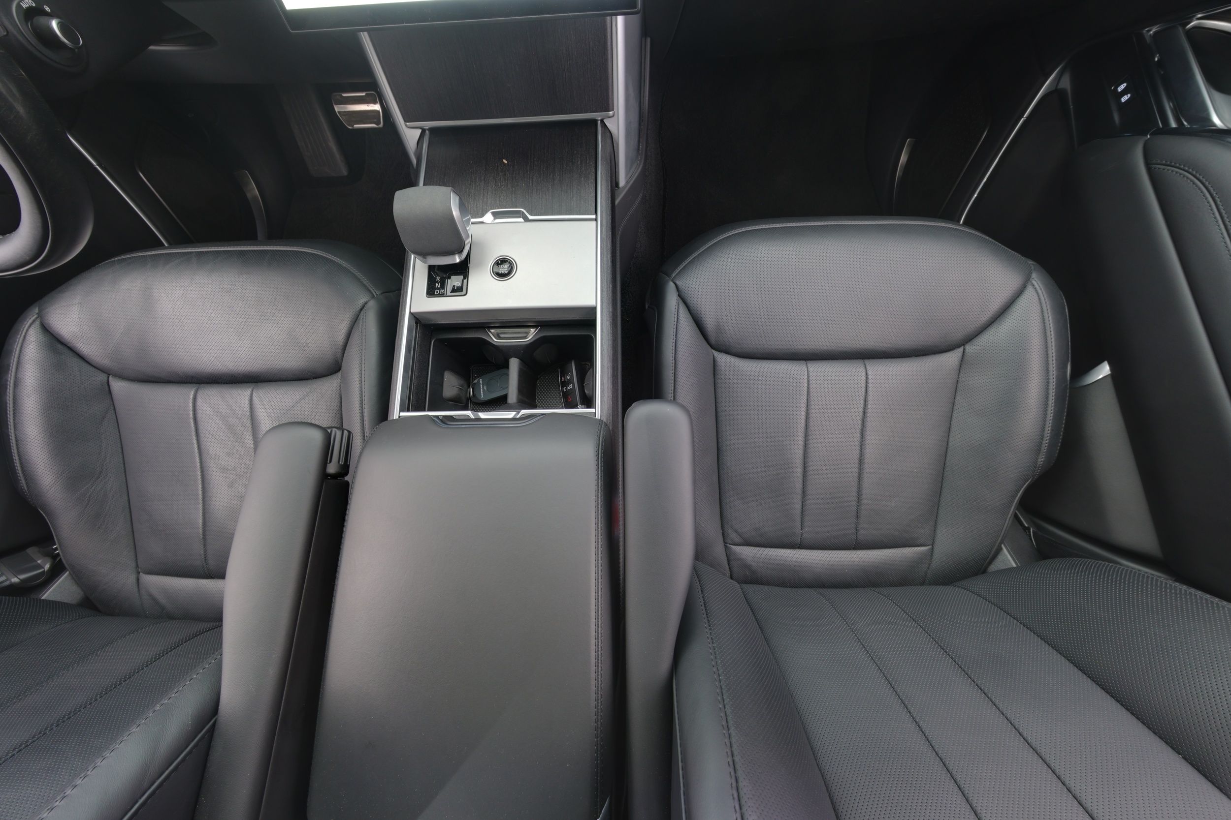 Land Rover Range Rover 2024