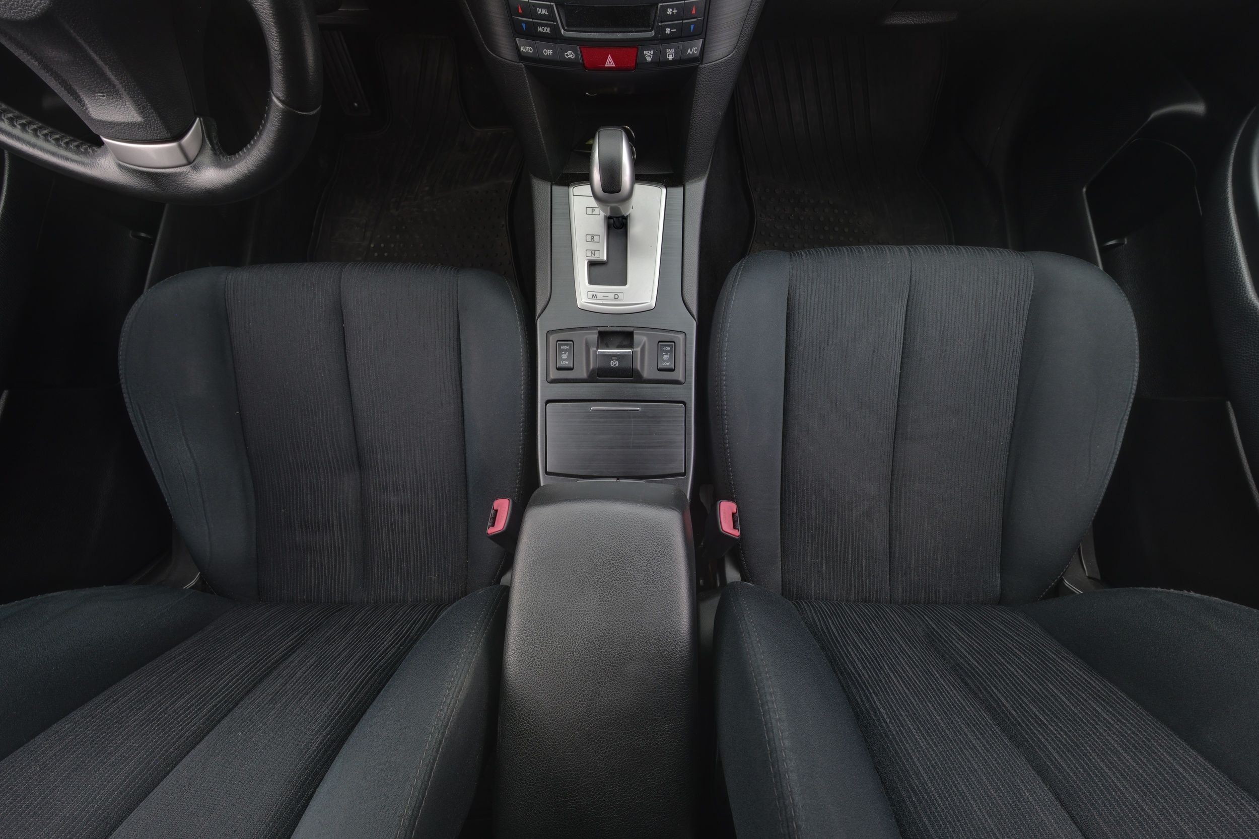 Subaru Legacy 2014